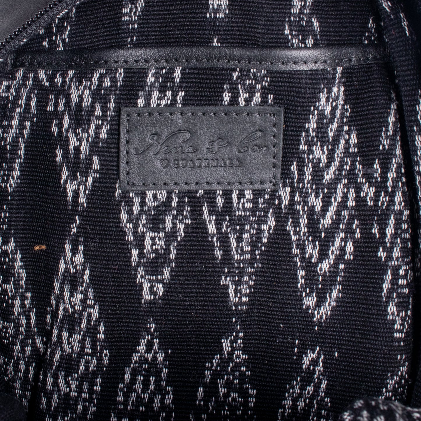 CROSSBODY SLING 2.0 - OTOMÍ TEXTILE - BLACK - NO. 18198