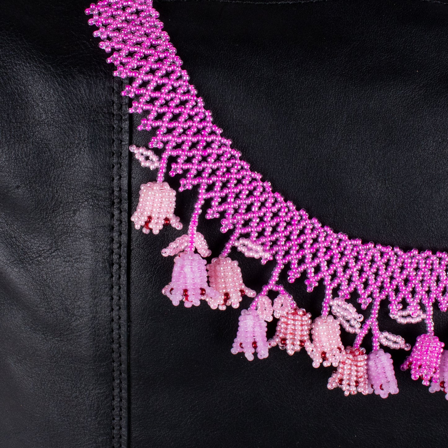 BEADED TULIPS BAG NECKLACE - NO. 18251