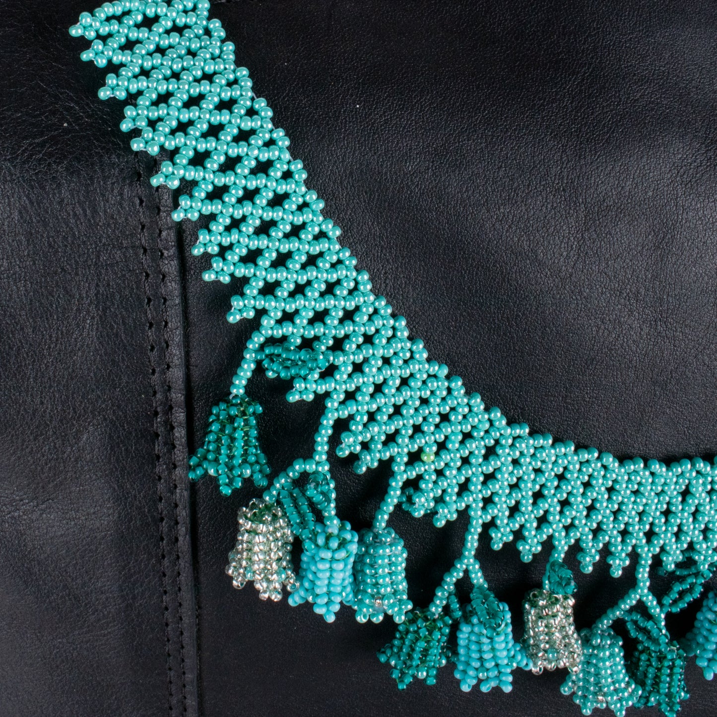 BEADED TULIPS BAG NECKLACE - NO. 18258