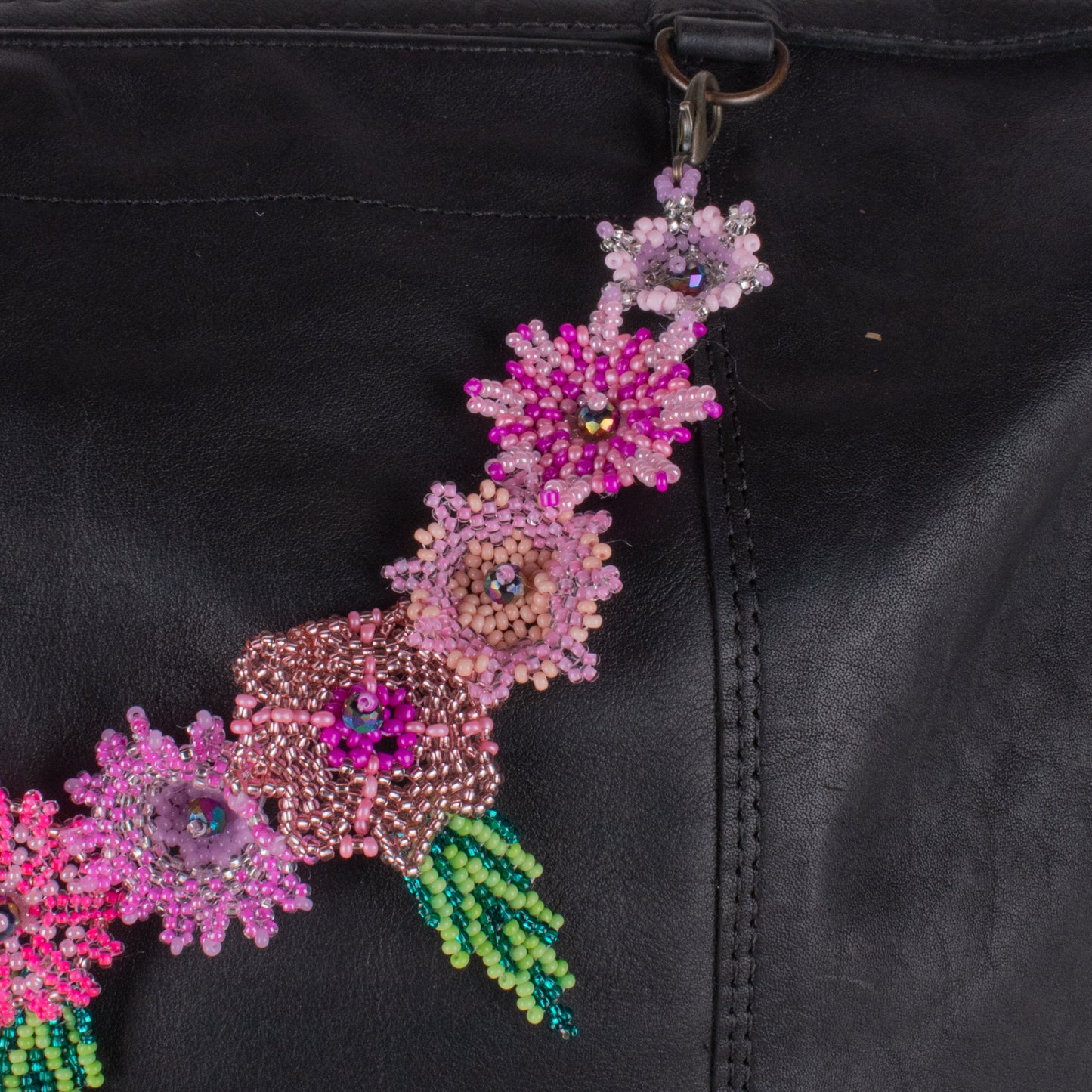 BEADED FLORAL BAG NECKLACE - NO. 18288