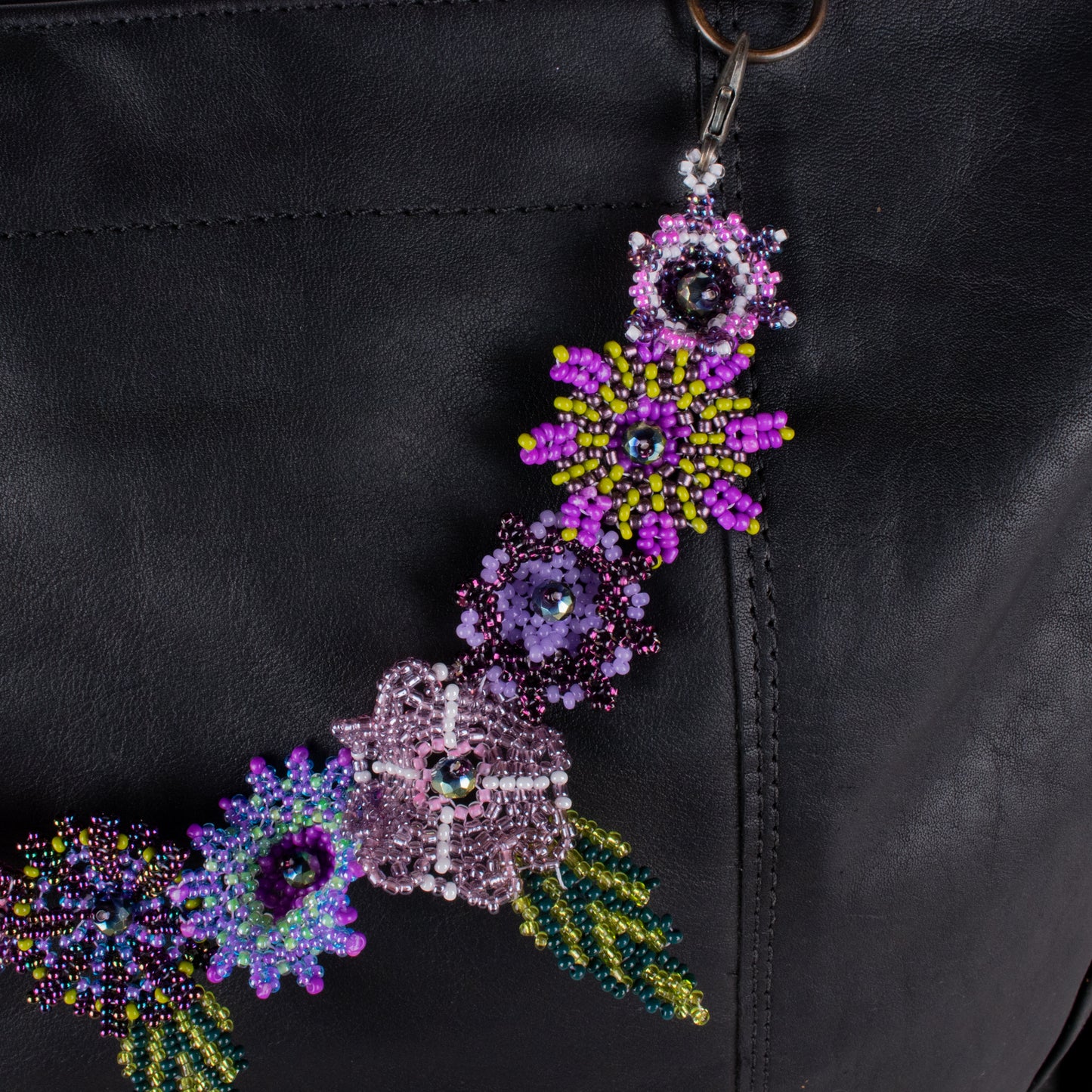 BEADED FLORAL BAG NECKLACE - NO. 18294