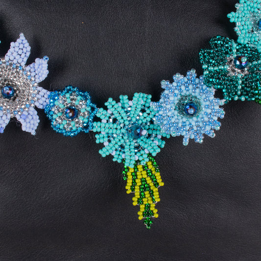 BEADED FLORAL BAG NECKLACE - NO. 18299