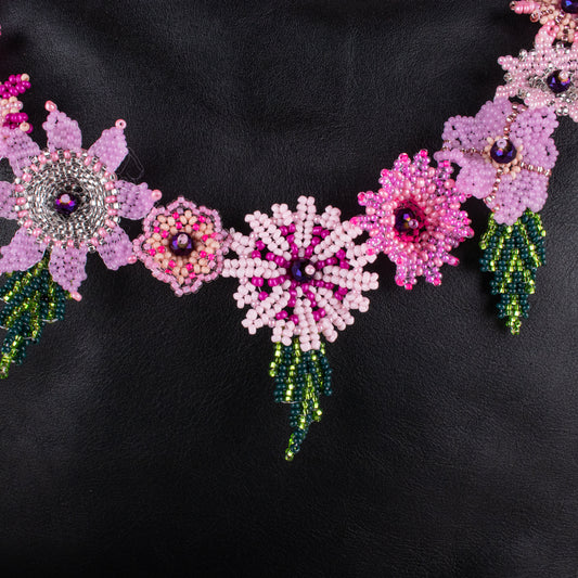 BEADED FLORAL BAG NECKLACE - NO. 19752