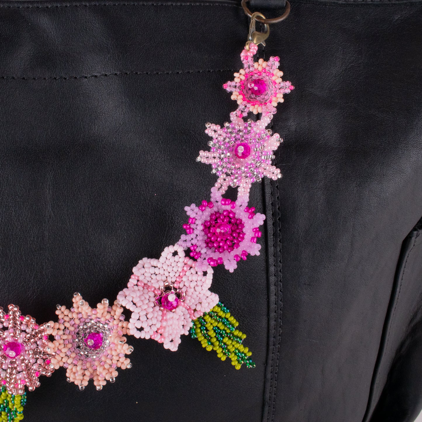 BEADED FLORAL BAG NECKLACE - NO. 19754