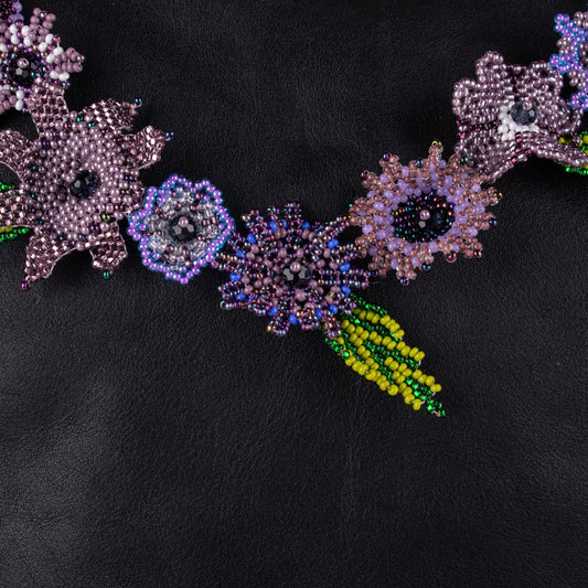 BEADED FLORAL BAG NECKLACE - NO. 19770