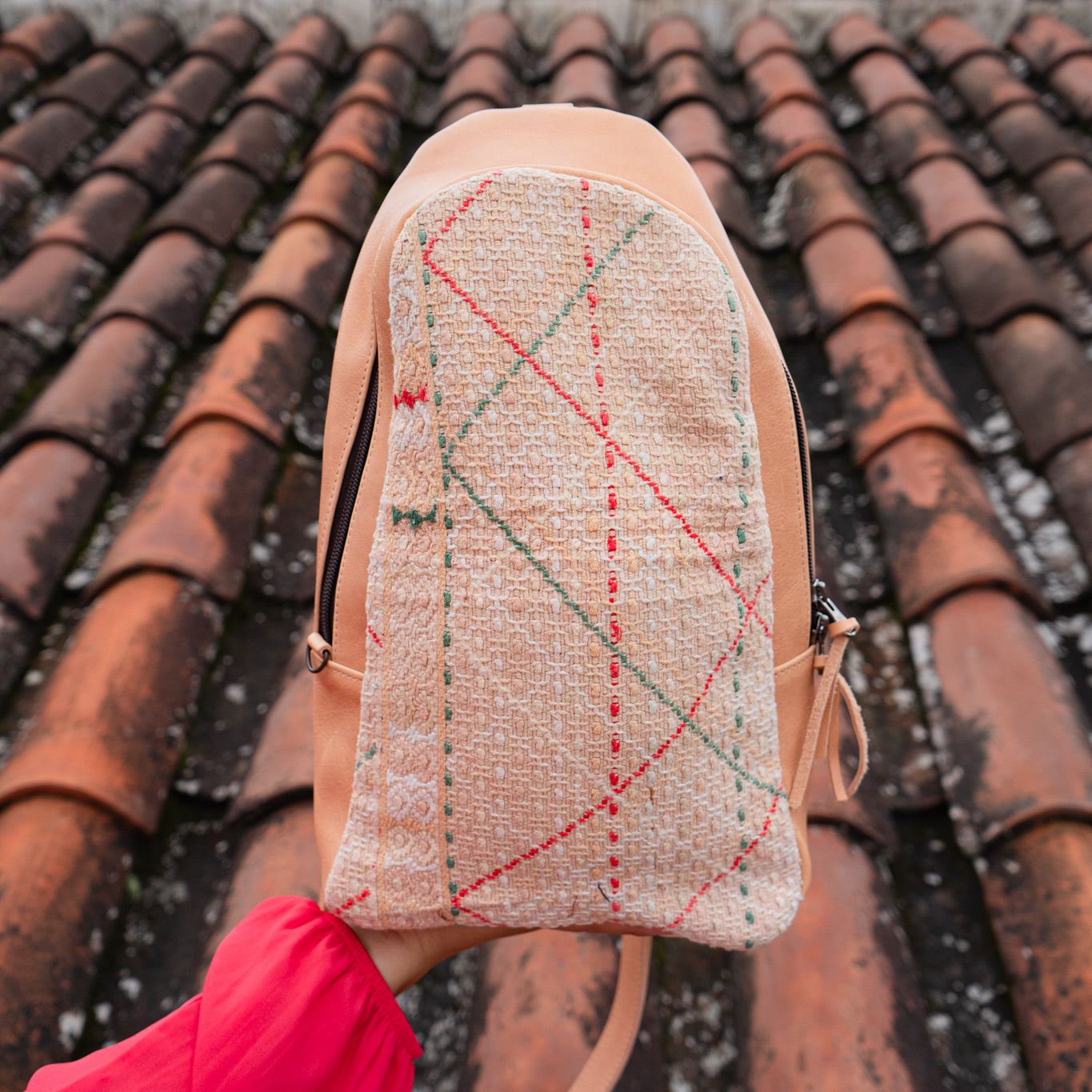 CROSSBODY SLING 2.0 - LARGE - OOAK HUIPIL - APRICOT - NO. 13036