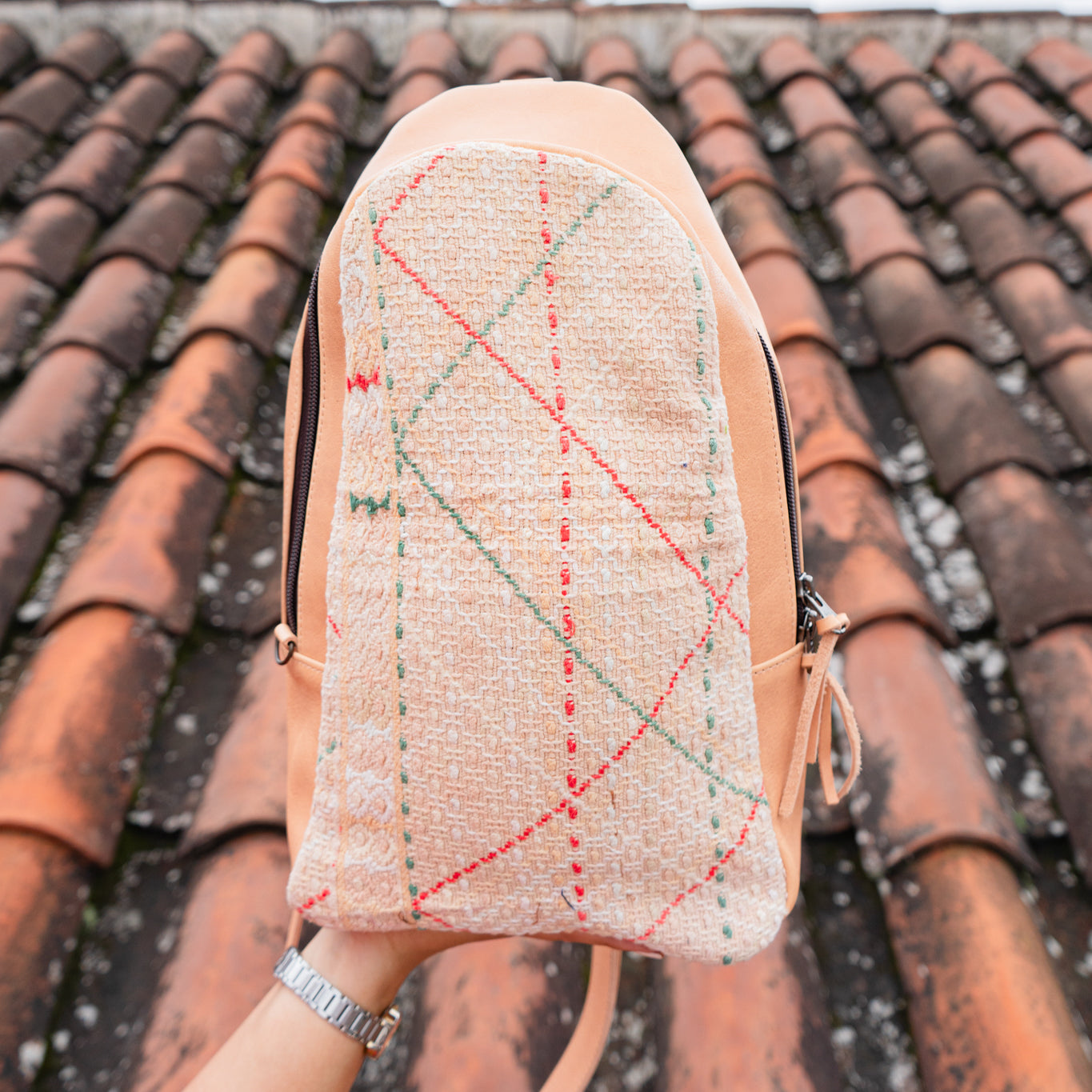 CROSSBODY SLING 2.0 - LARGE - OOAK HUIPIL - APRICOT - NO. 13036