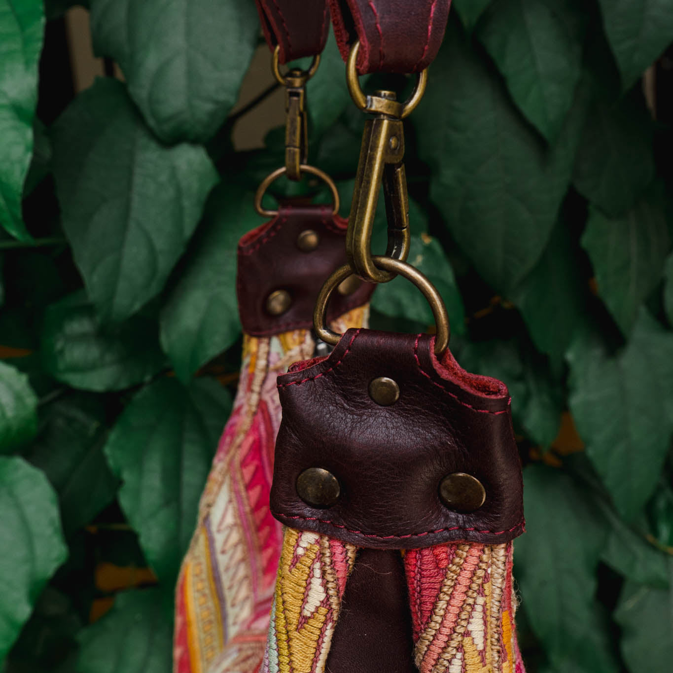 BOHO SADDLE BAG - OOAK HUIPIL - VINO TINTO - NO. 15936