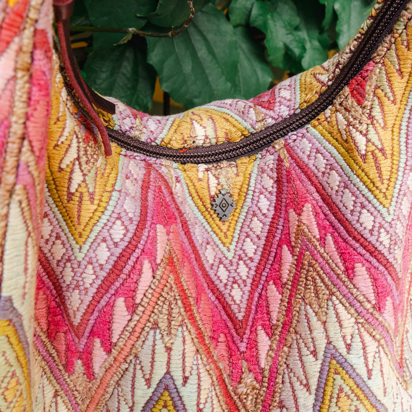 BOHO SADDLE BAG - OOAK HUIPIL - VINO TINTO - NO. 15936