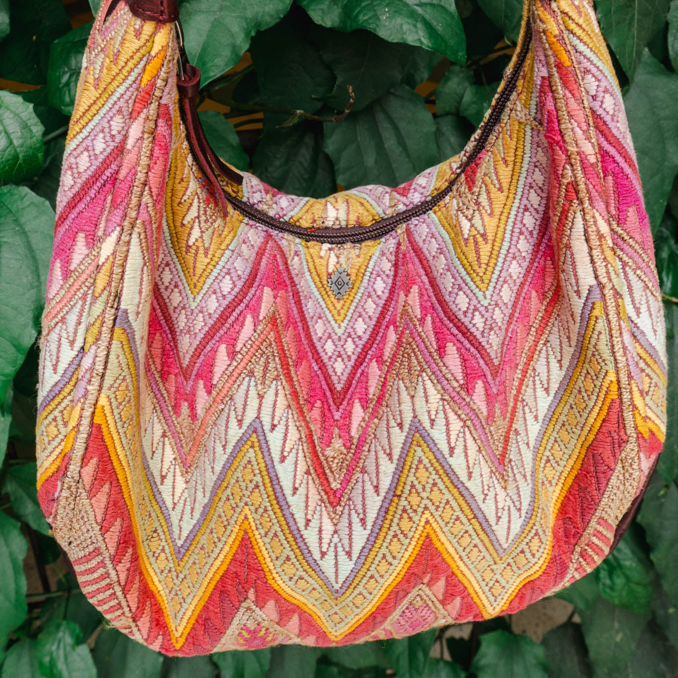 BOHO SADDLE BAG - OOAK HUIPIL - VINO TINTO - NO. 15936