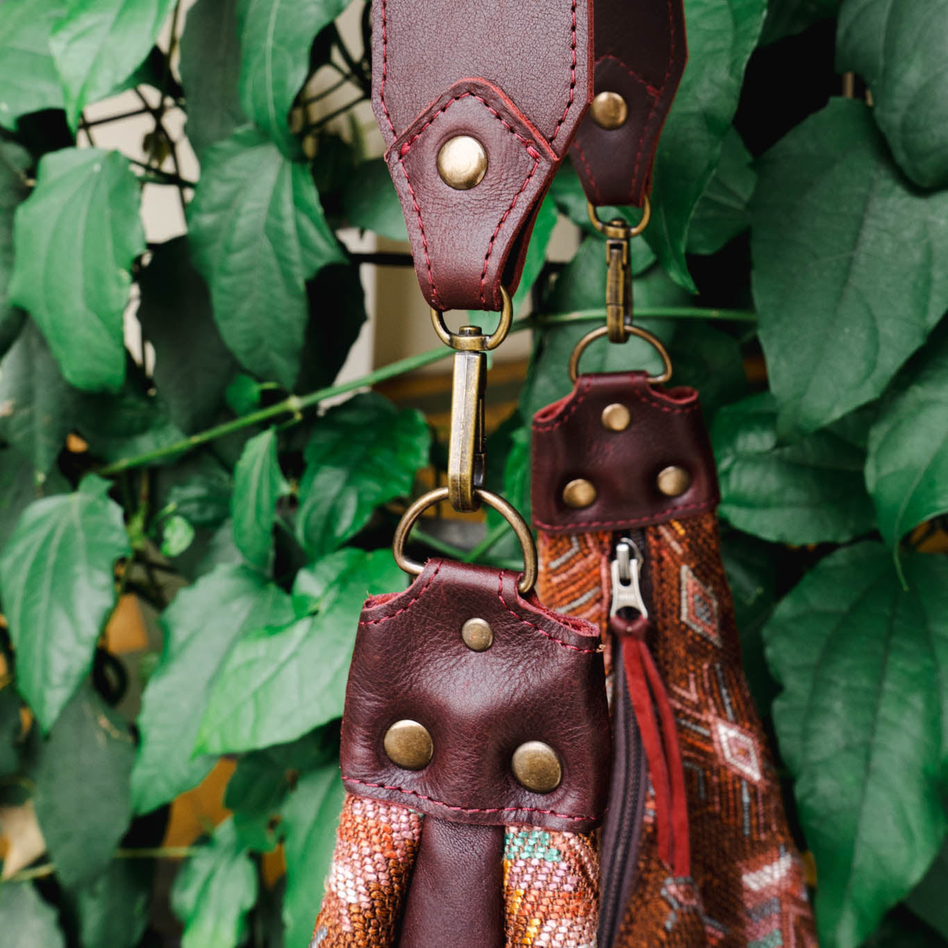BOHO SADDLE BAG - OOAK HUIPIL - VINO TINTO - NO. 15935