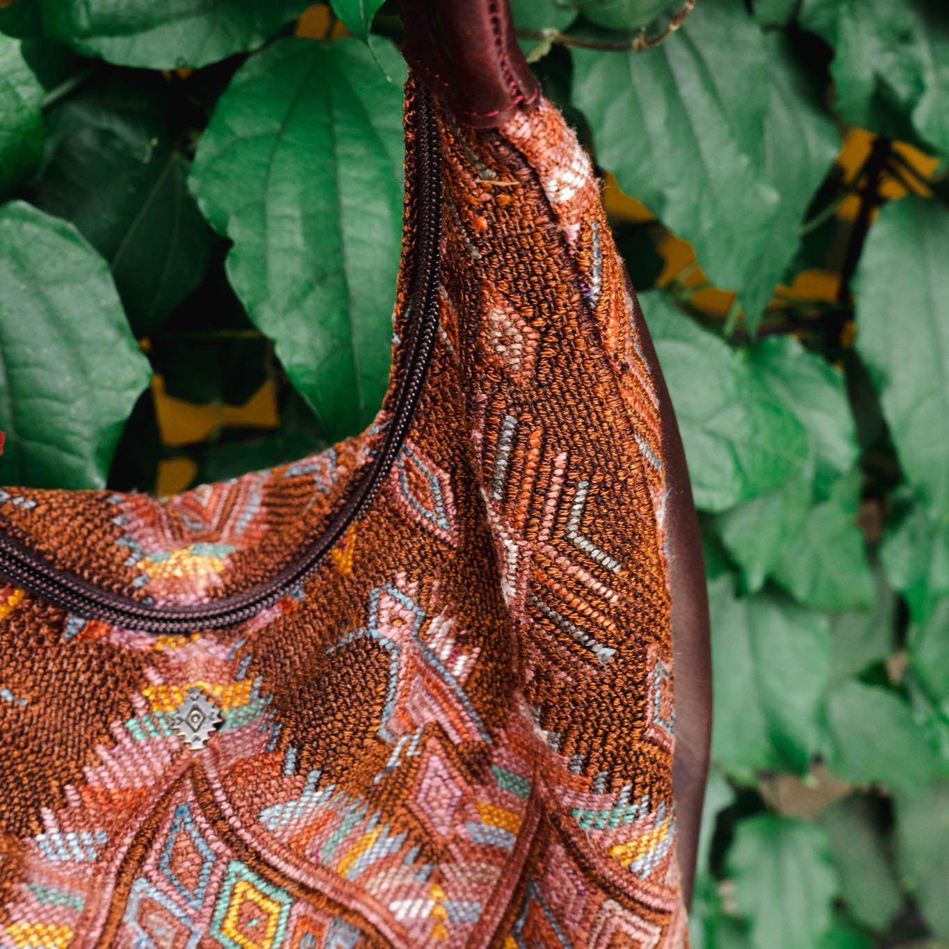 BOHO SADDLE BAG - OOAK HUIPIL - VINO TINTO - NO. 15935