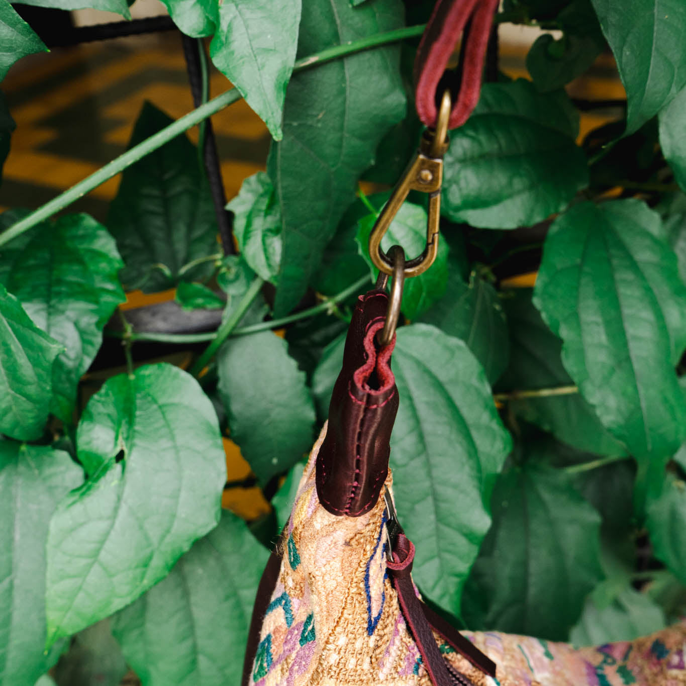 BOHO SADDLE BAG - OOAK HUIPIL - VINO TINTO - NO. 15933