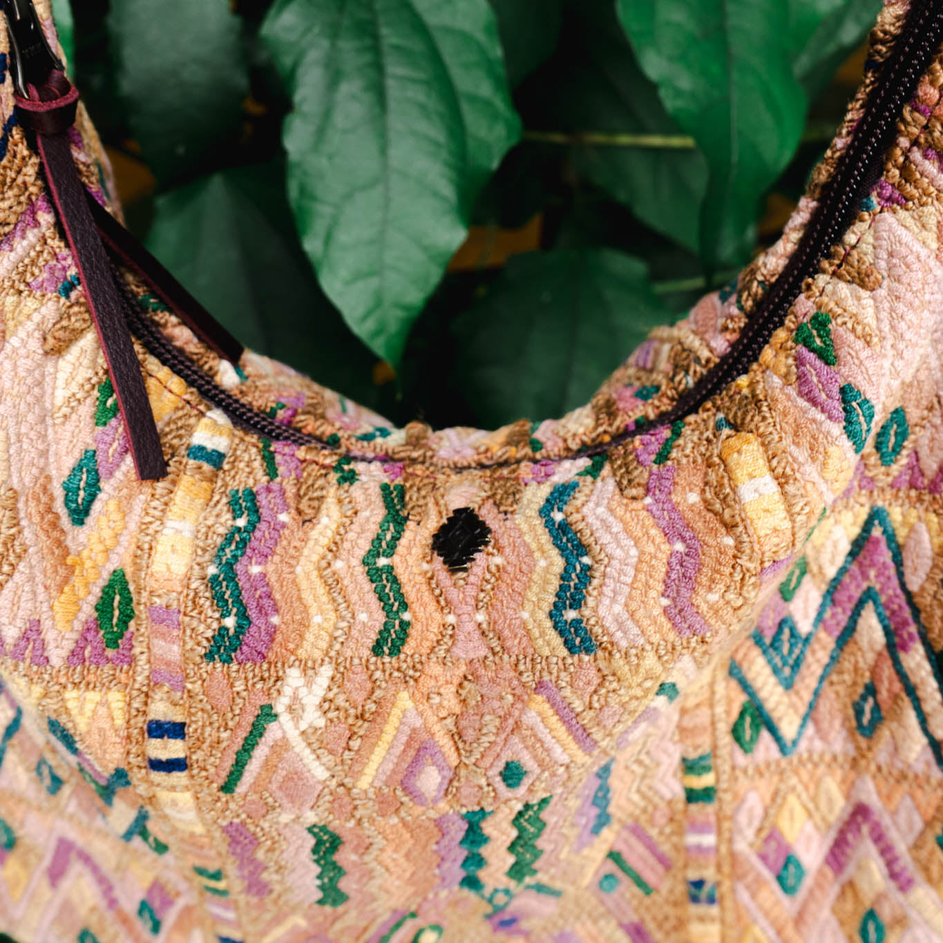 BOHO SADDLE BAG - OOAK HUIPIL - VINO TINTO - NO. 15933