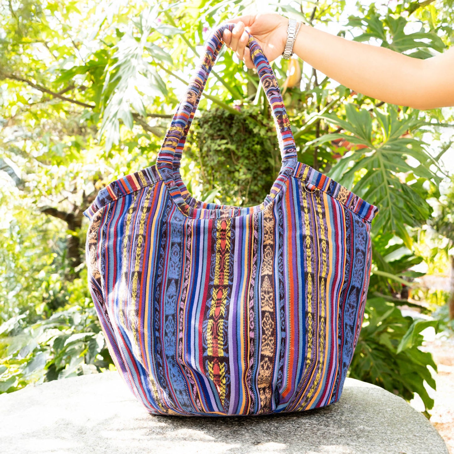 MEDIUM VOYAGER BAG - BUTTERFLY CORTE - NO. 15972