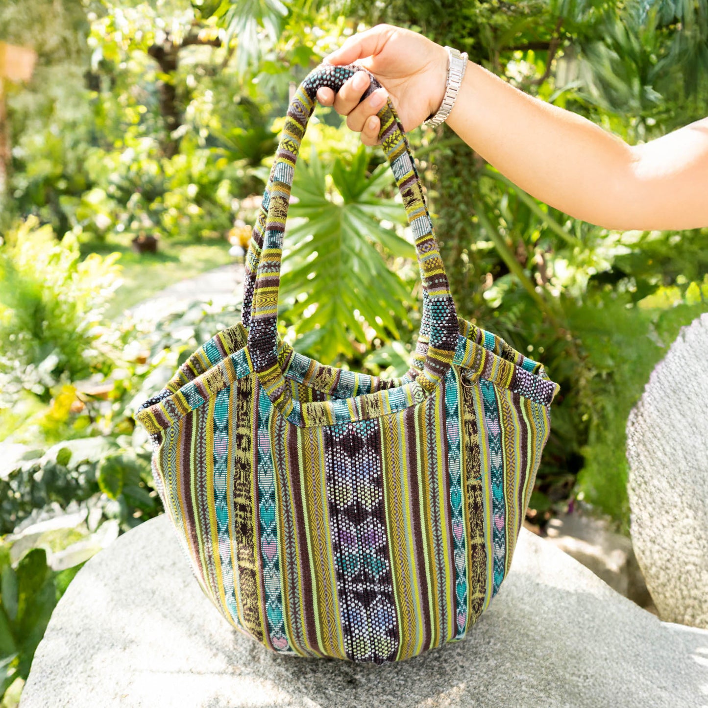 MEDIUM VOYAGER BAG - BUTTERFLY CORTE - NO. 15973