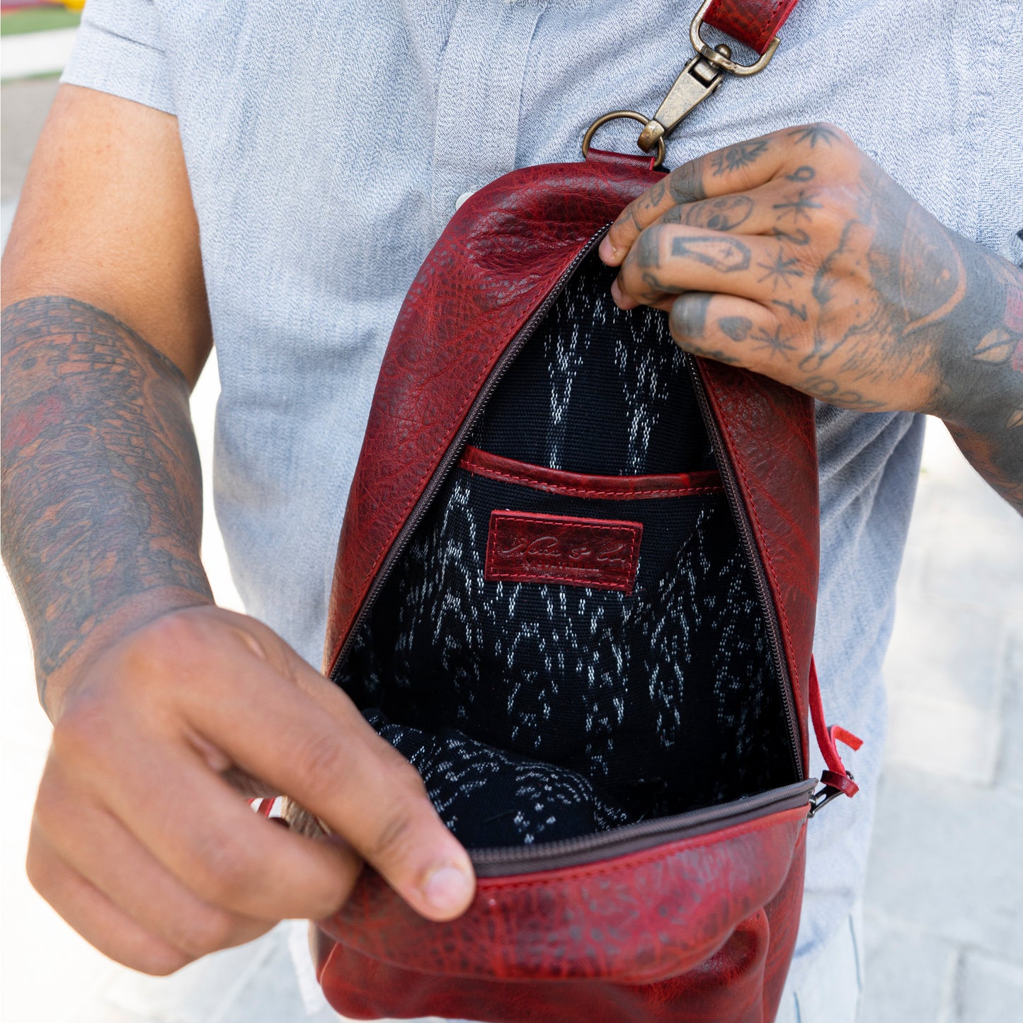 CROSSBODY SLING 2.0 - LARGE - FULL LEATHER - SAFFRON