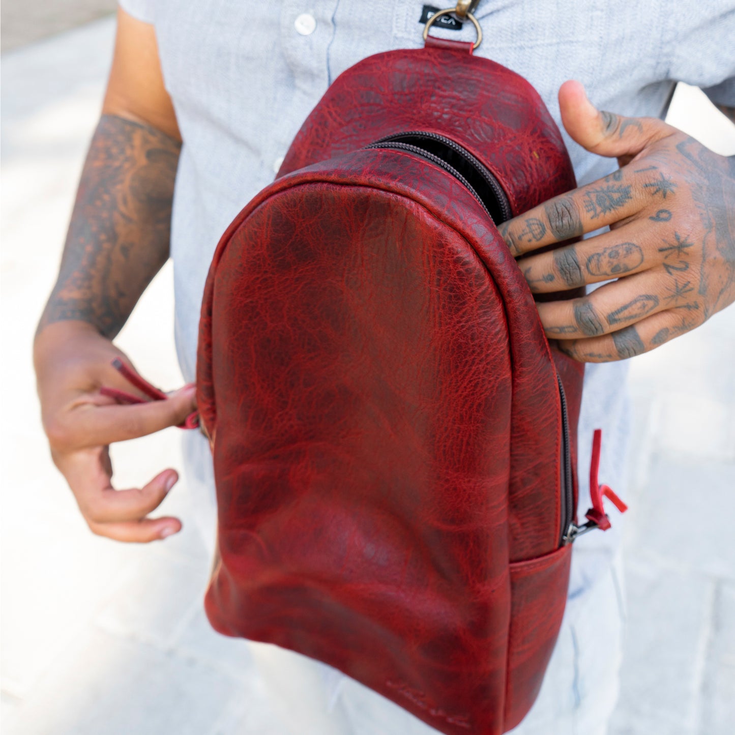 CROSSBODY SLING 2.0 - LARGE - FULL LEATHER - SAFFRON