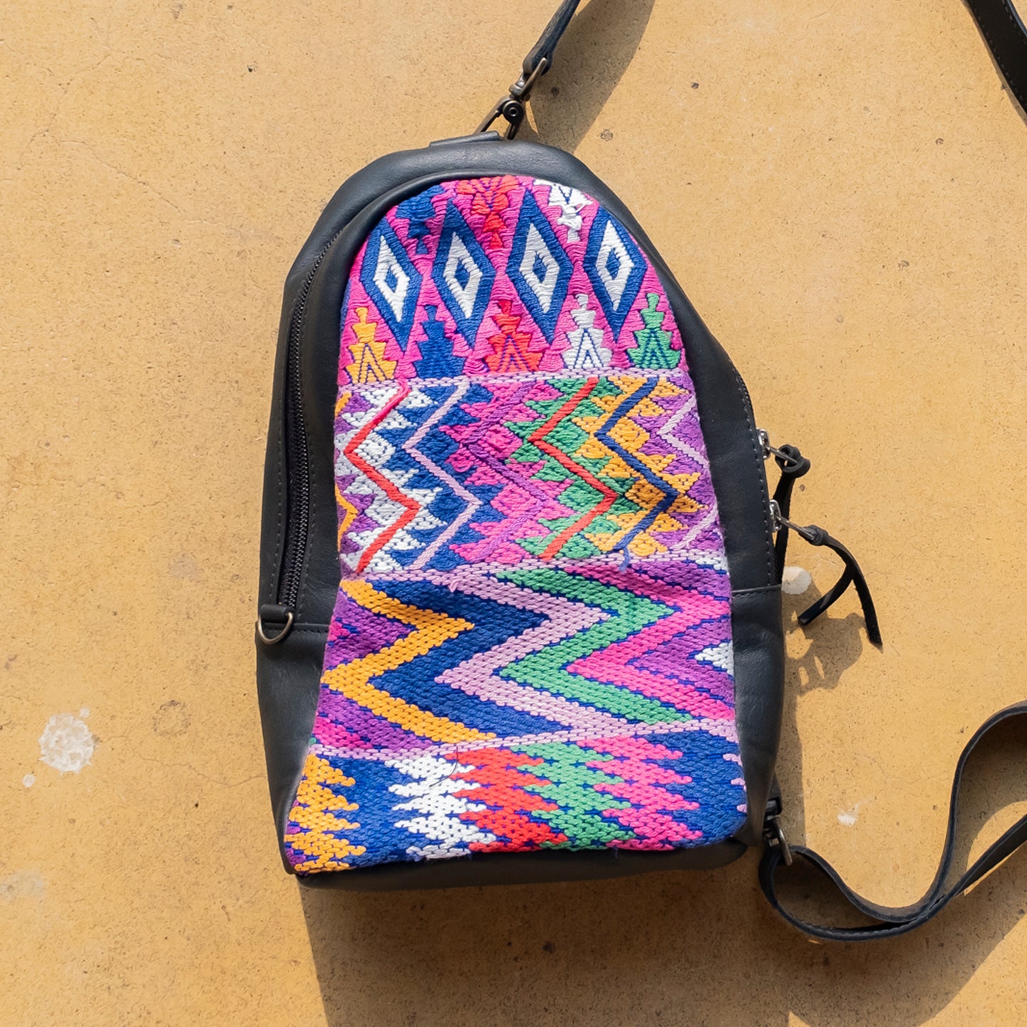 CROSSBODY SLING 2.0 - OOAK HUIPIL TEXTILE - BLACK - NO. 11164