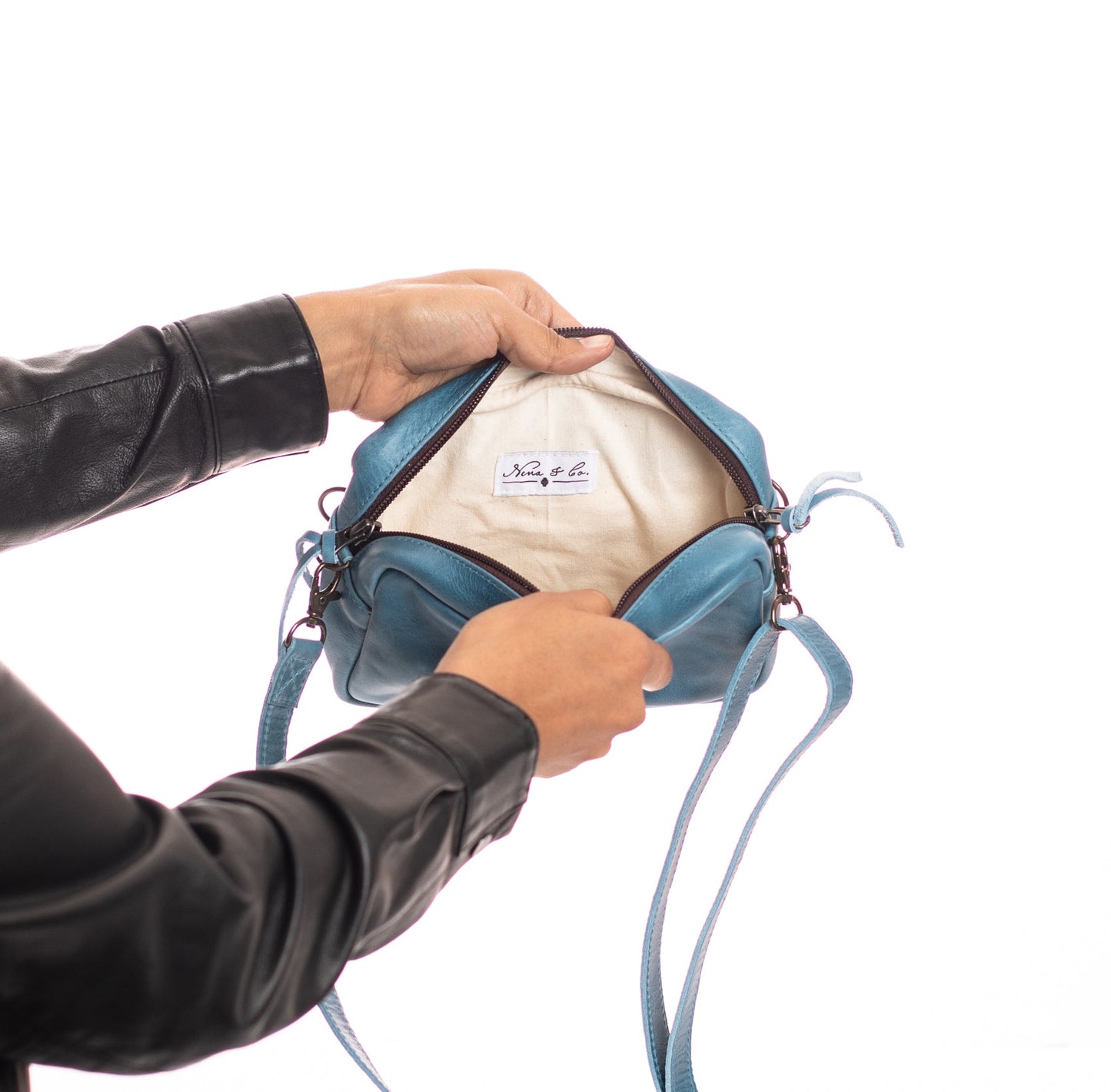 WANDER CROSSBODY BAG - FULL LEATHER - CERULEAN