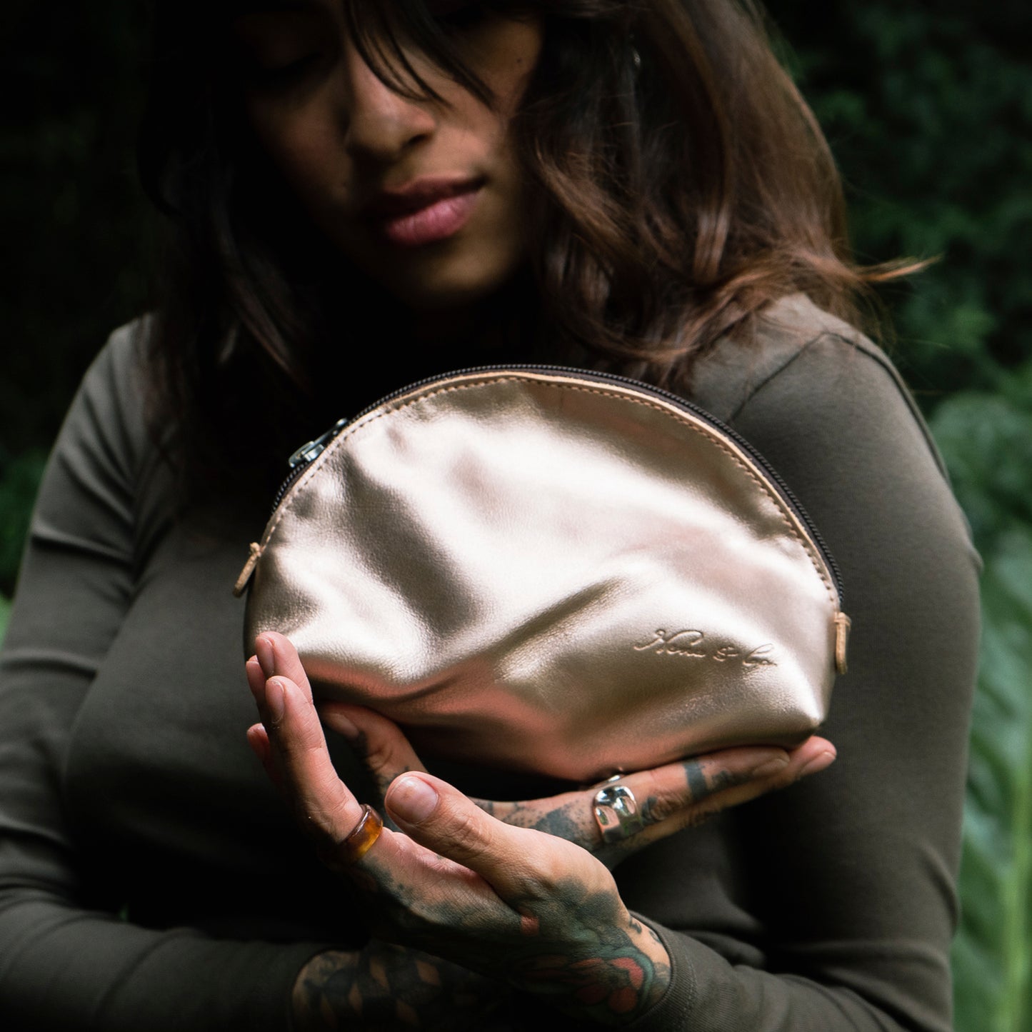 DOME CLUTCH - FULL LEATHER - METALLIC