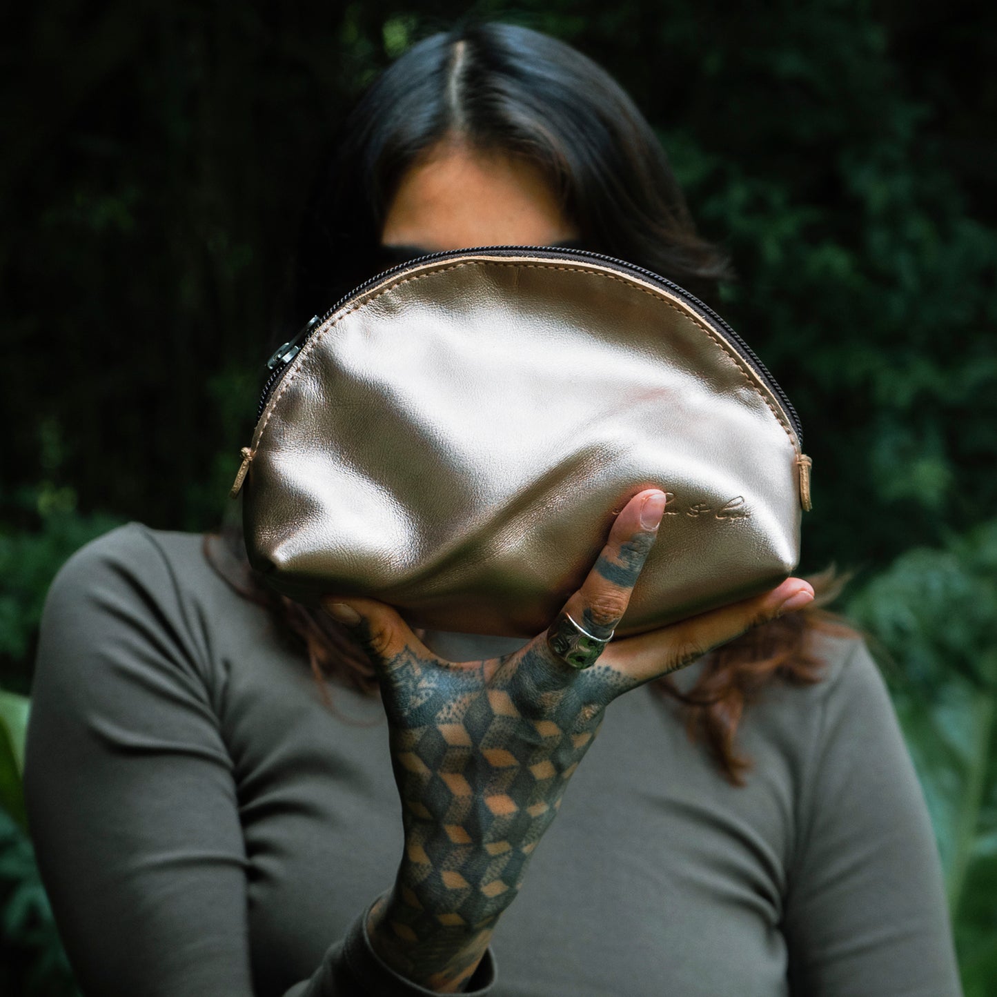 DOME CLUTCH - FULL LEATHER - METALLIC