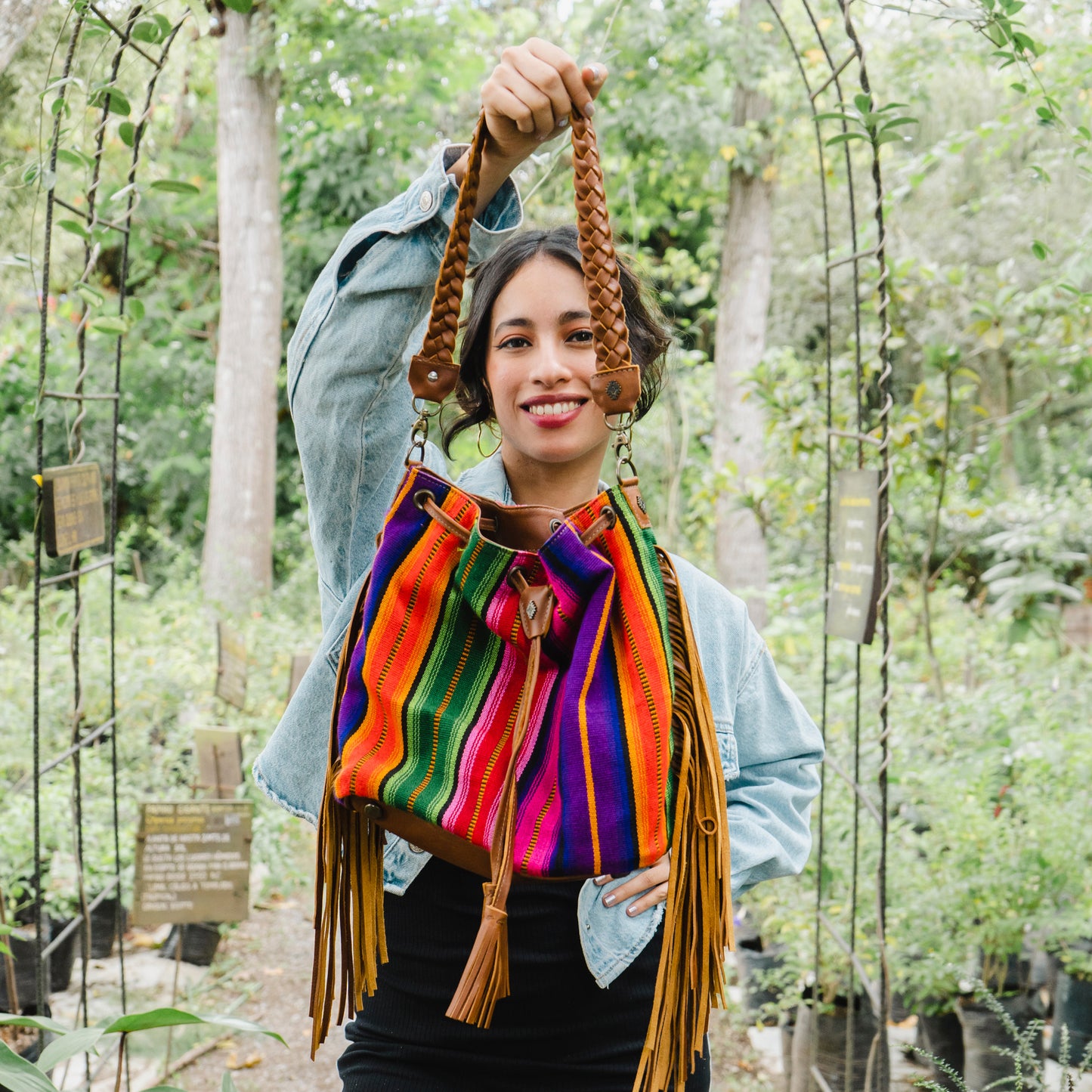 DRAWSTRING BUCKET BAG WITH FRINGE - DAYDREAM - CAFE