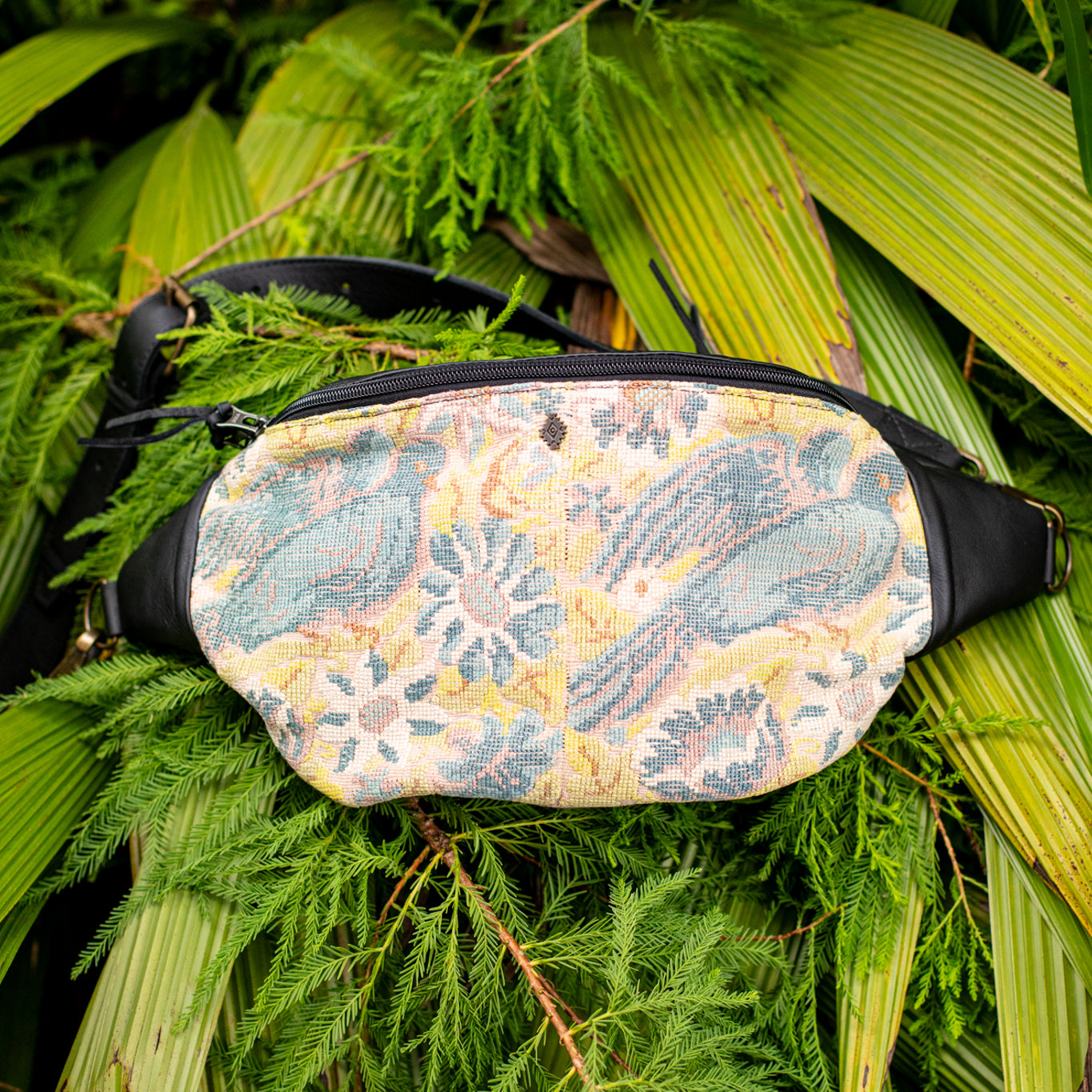 EL DON MANNY PACK - OOAK HUIPIL - BLACK - NO. 17027