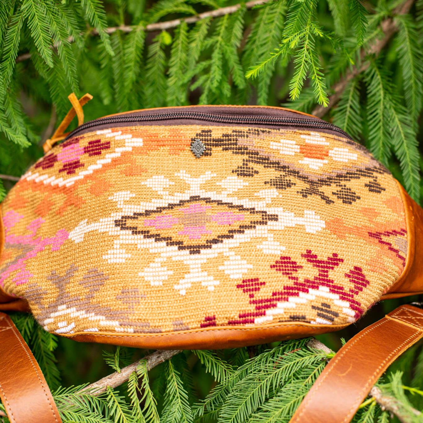 EL DON MANNY PACK - OOAK HUIPIL - CAFE - NO. 17020