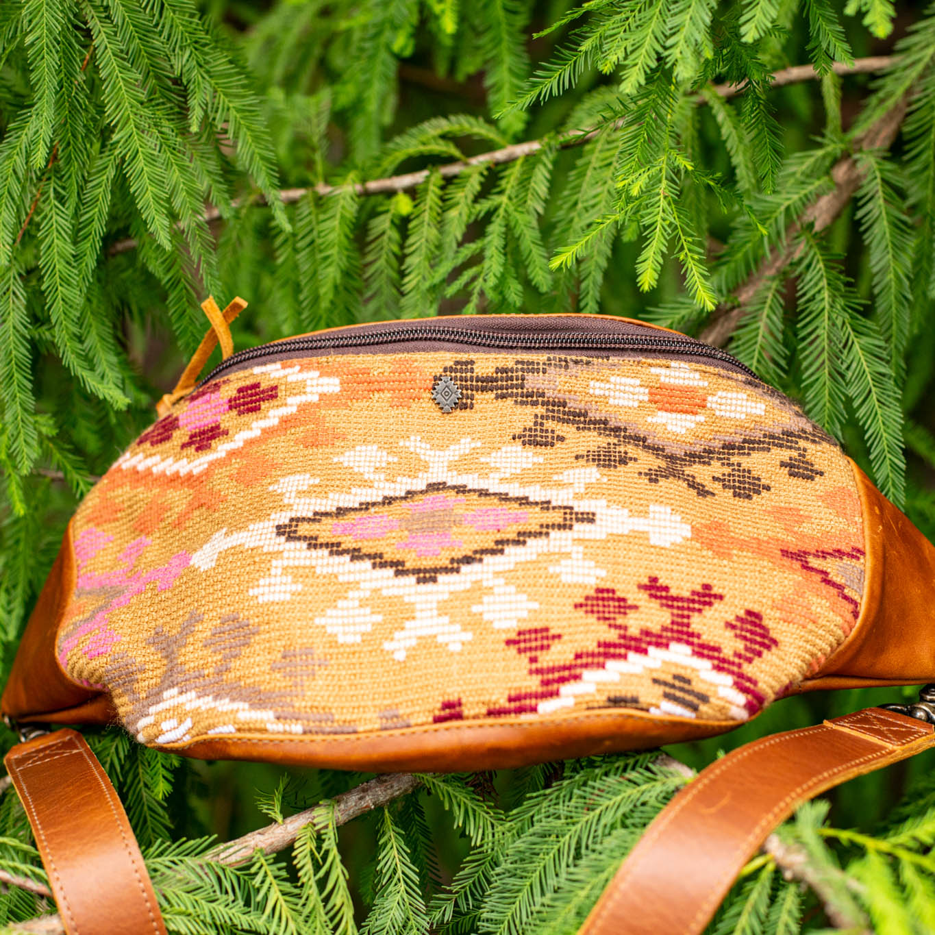 EL DON MANNY PACK - OOAK HUIPIL - CAFE - NO. 17020