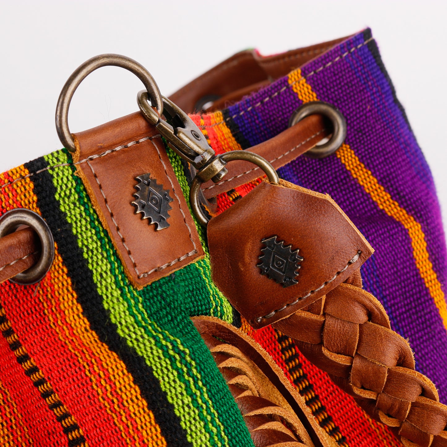 DRAWSTRING BUCKET BAG WITH FRINGE - DAYDREAM - CAFE
