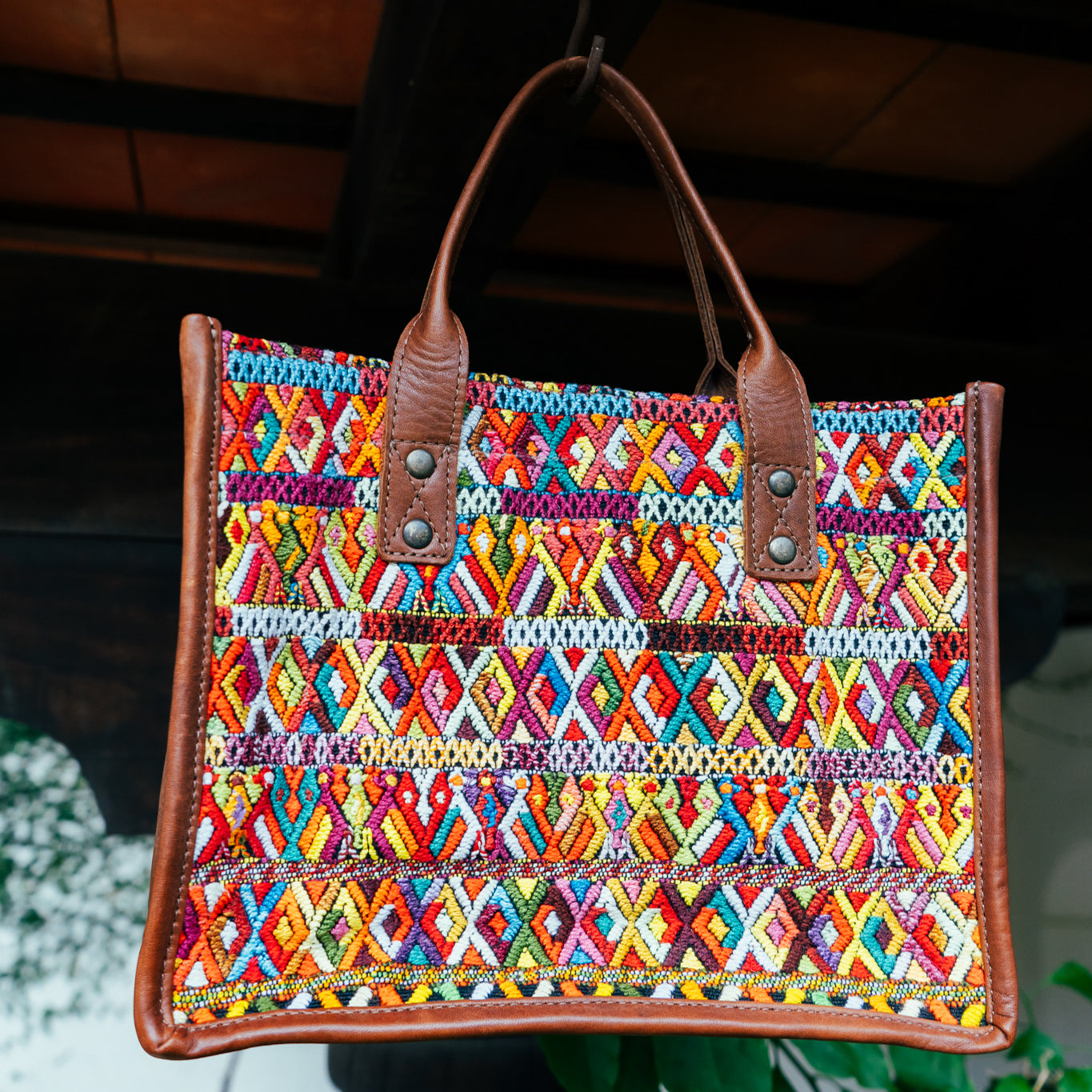 MEDIUM PERFECT TRAVEL TOTE - OOAK - AUBURN - NO. 12577