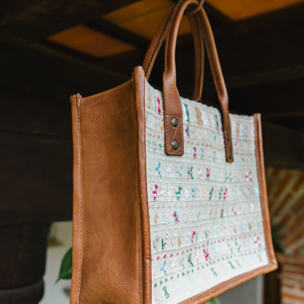 MEDIUM PERFECT TRAVEL TOTE - OOAK - AUBURN - NO. 12575