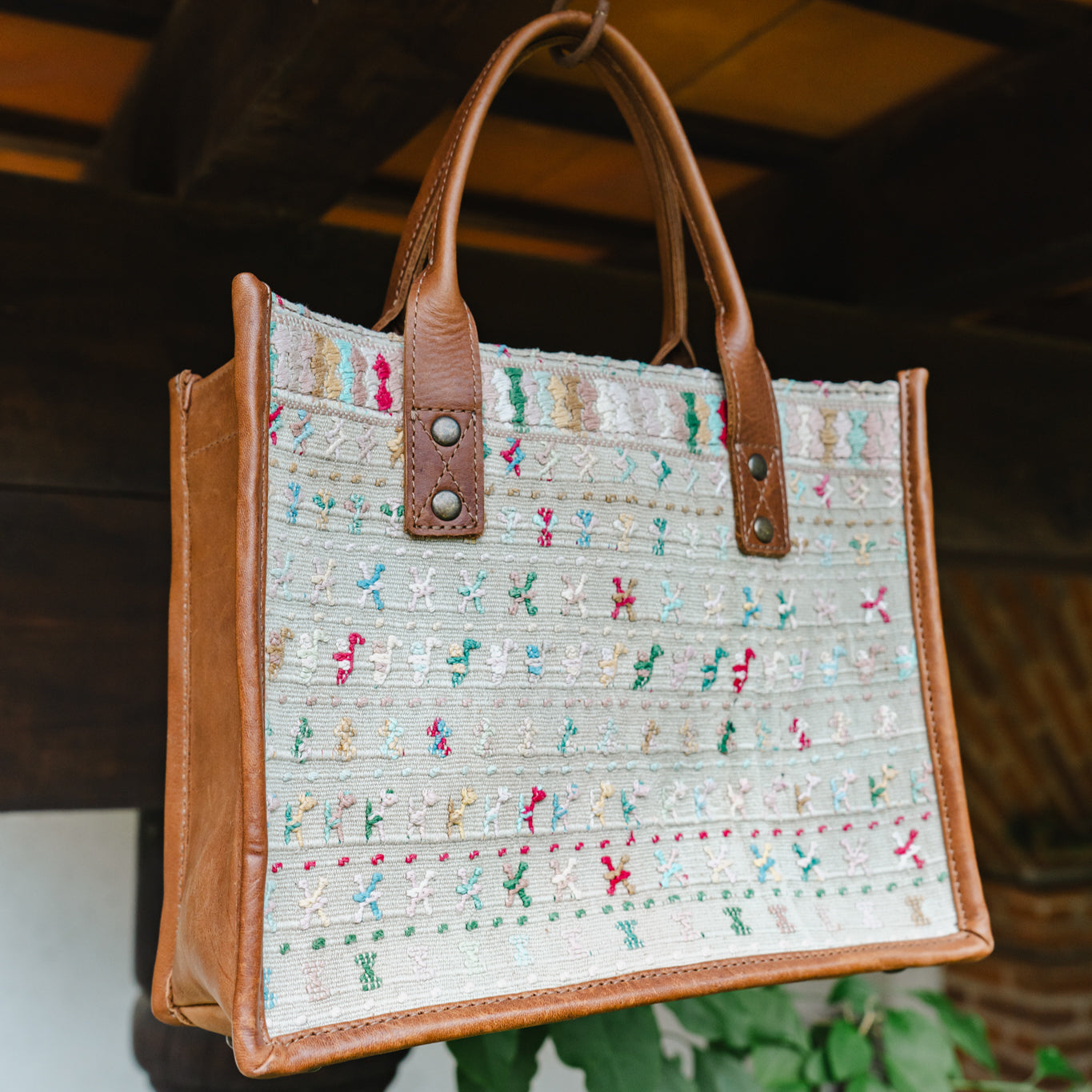 MEDIUM PERFECT TRAVEL TOTE - OOAK - AUBURN - NO. 12575