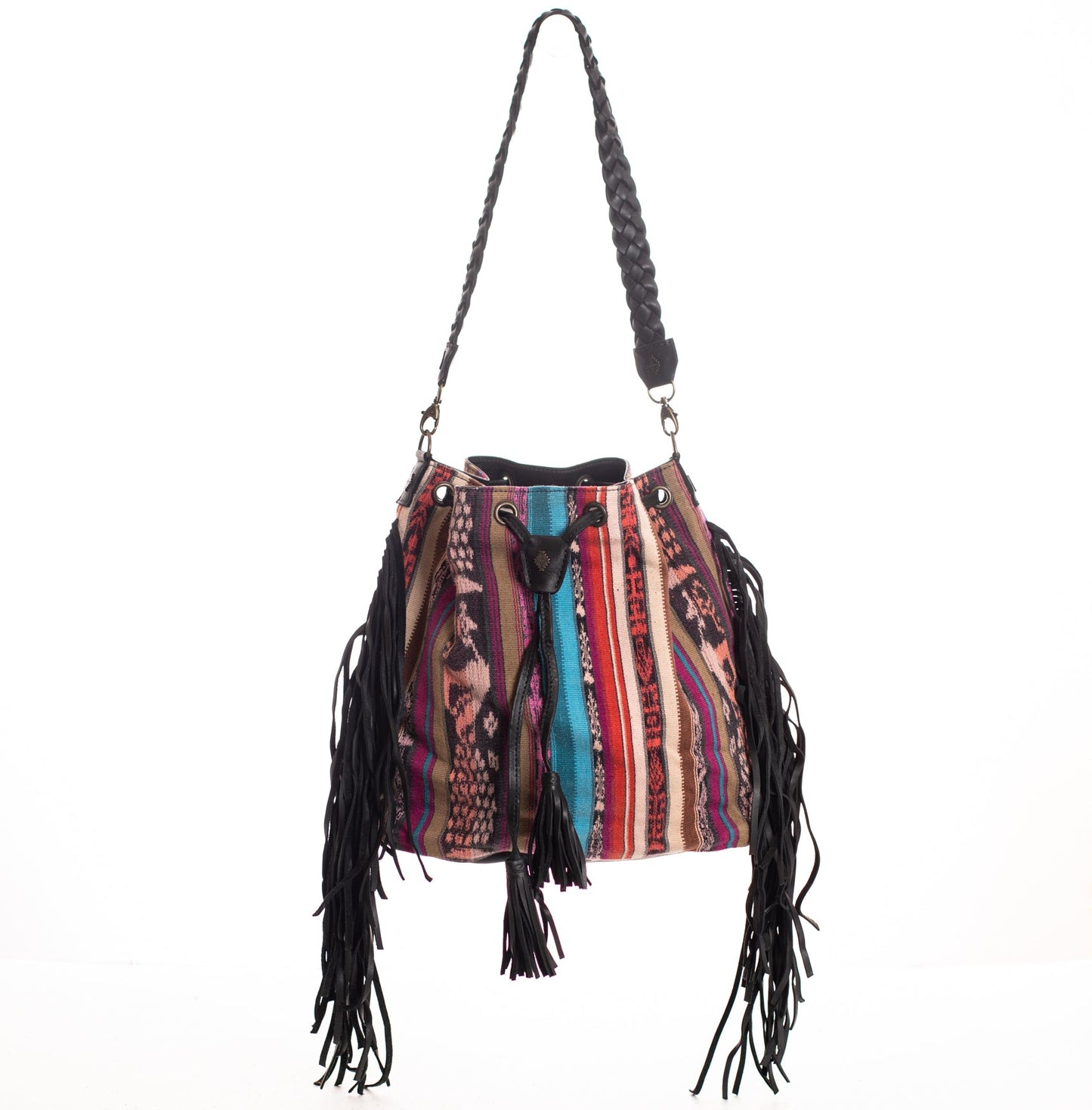 DRAWSTRING BUCKET BAG WITH FRINGE - CORTE DE PLAYA - BLACK - NO. 28096