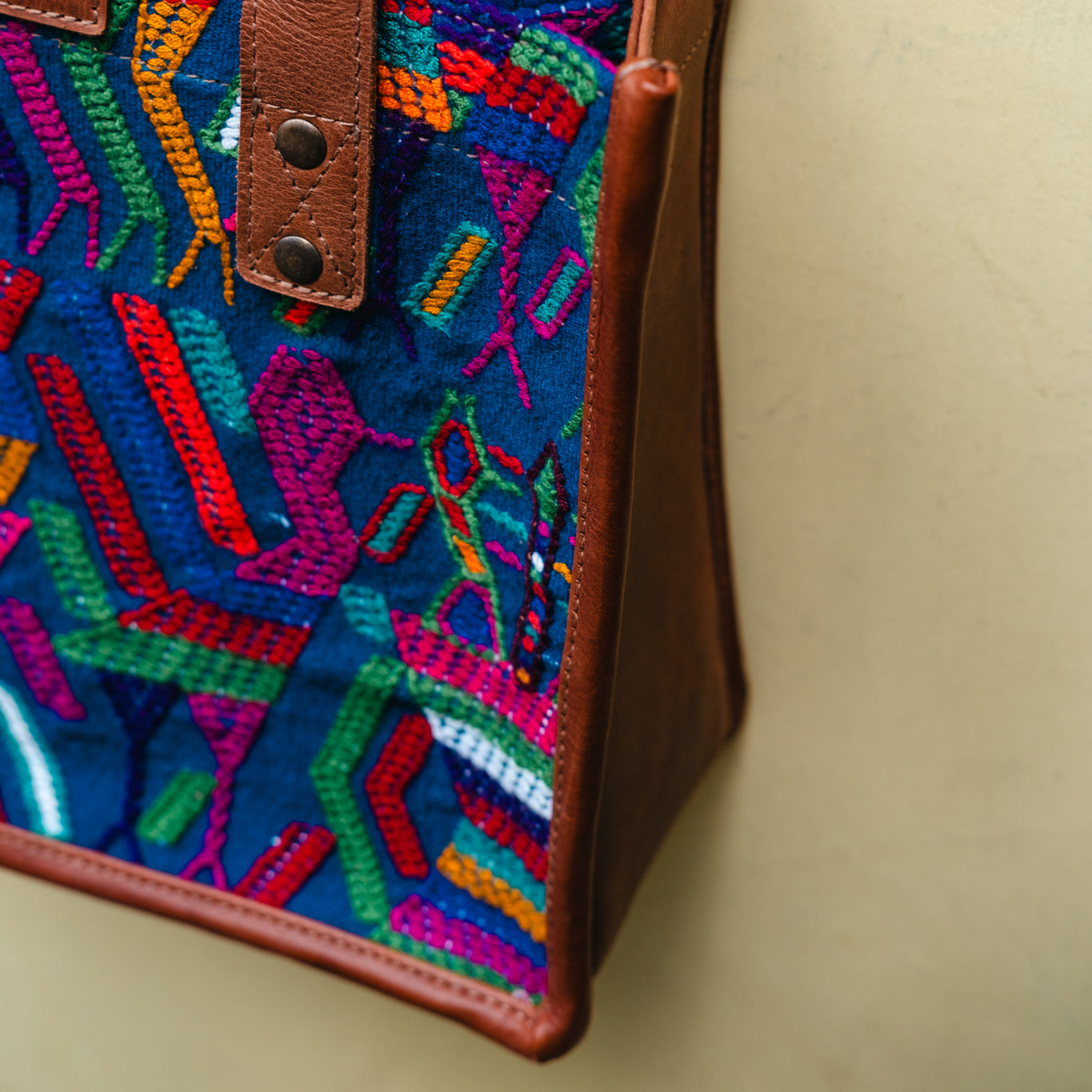 MEDIUM PERFECT TRAVEL TOTE - OOAK - AUBURN - NO. 12583