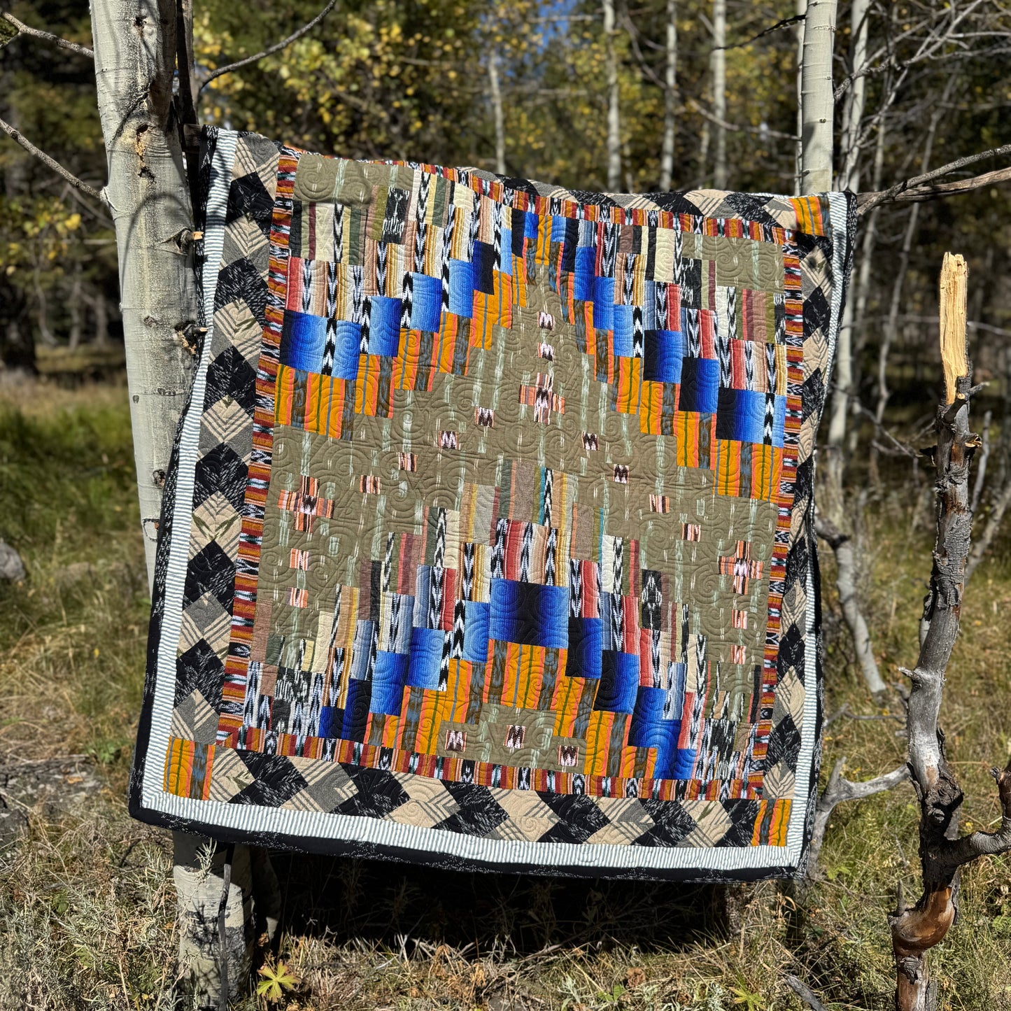 HERITAGE QUILTED THROW - NO. 47873