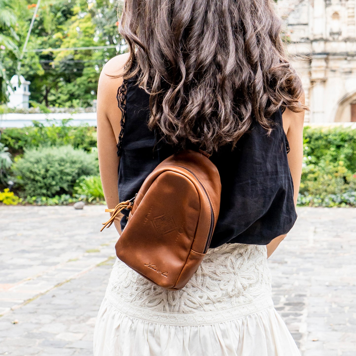 SMALL 2.0 CROSSBODY SLING - FULL LEATHER - CAFE