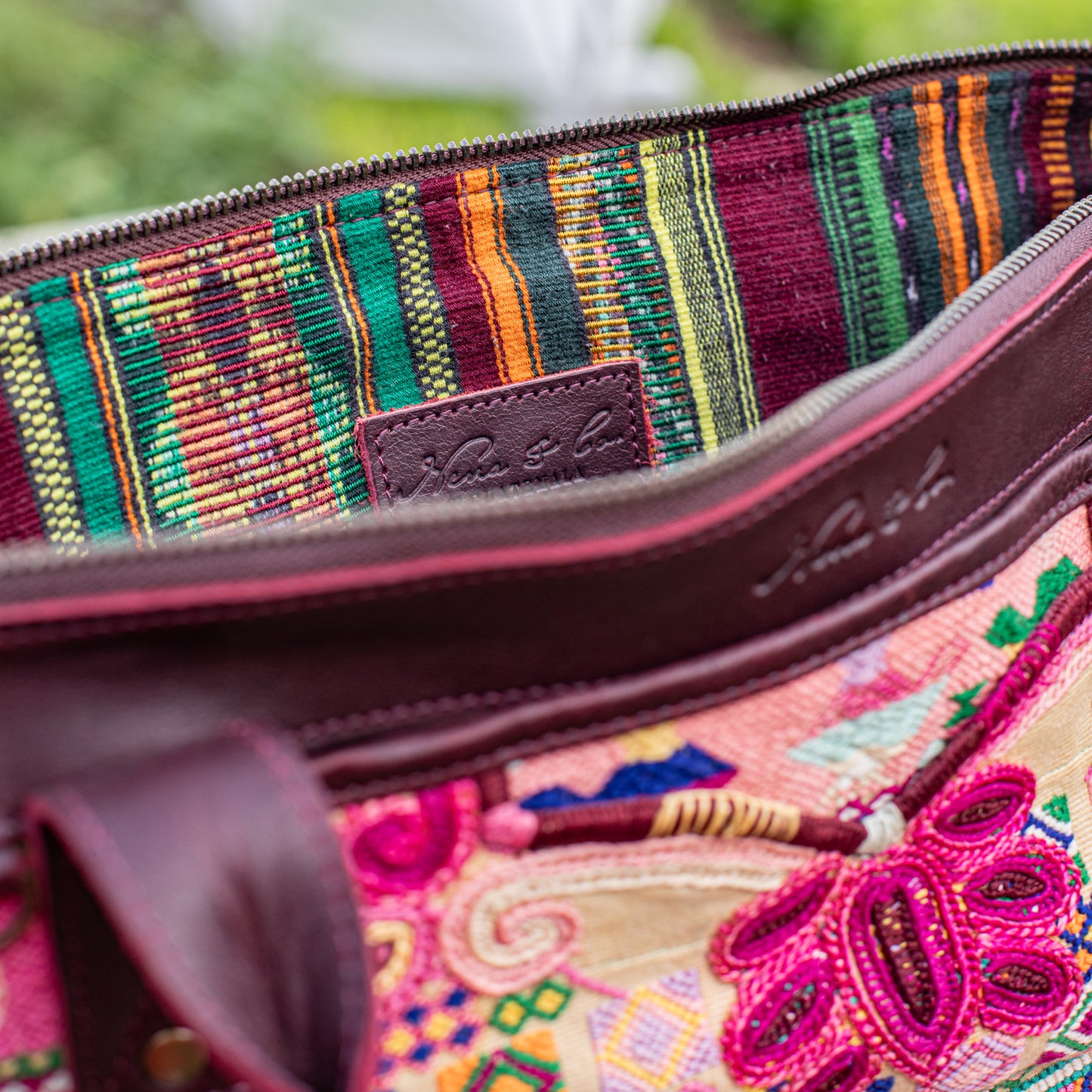 THE PERFECT BAG - OOAK HUIPIL - VINO TINTO - NO. 17572