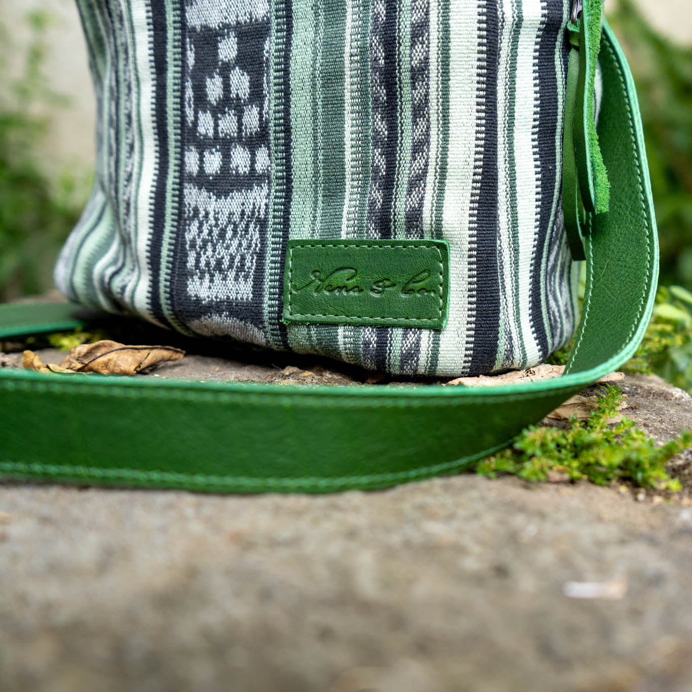 LARGE CROSSBODY SLING - CORTE - EMERALD - NO. 14872