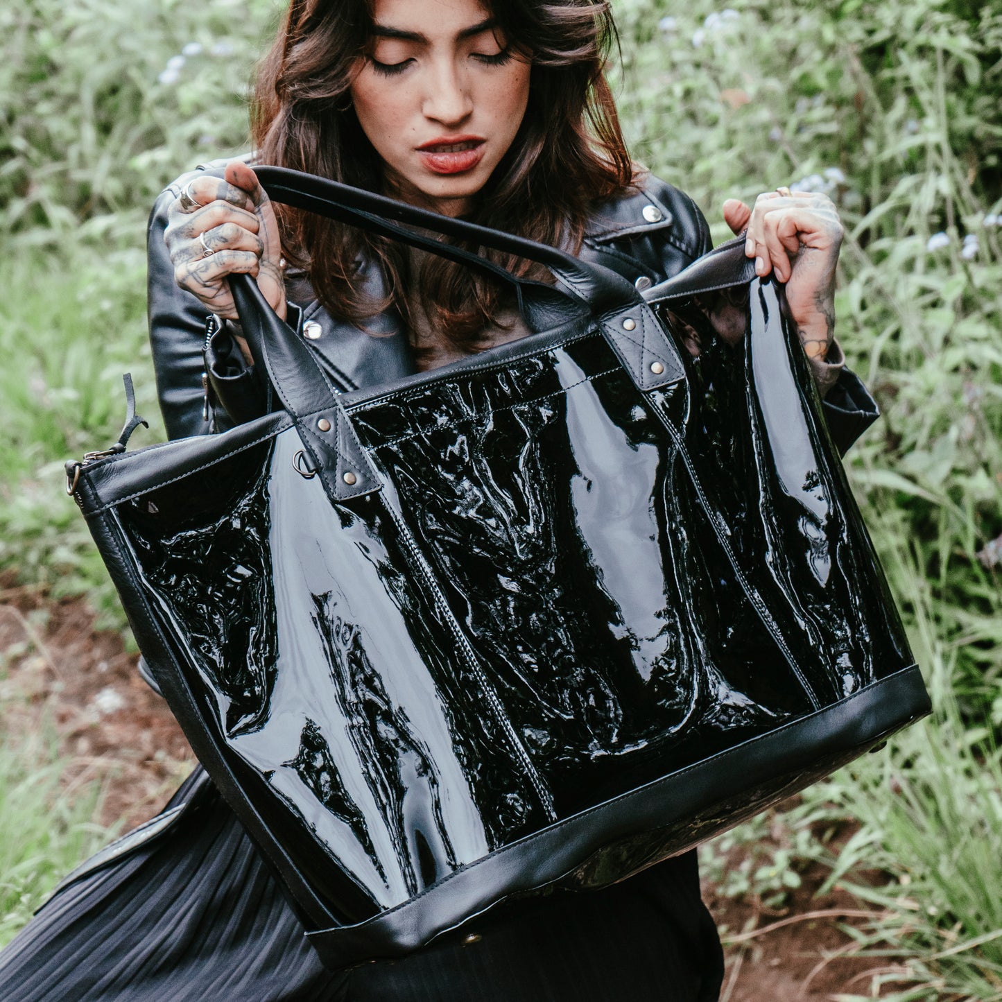 THE PERFECT WEEKENDER - FULL LEATHER COLLECTION - PATENT BLACK