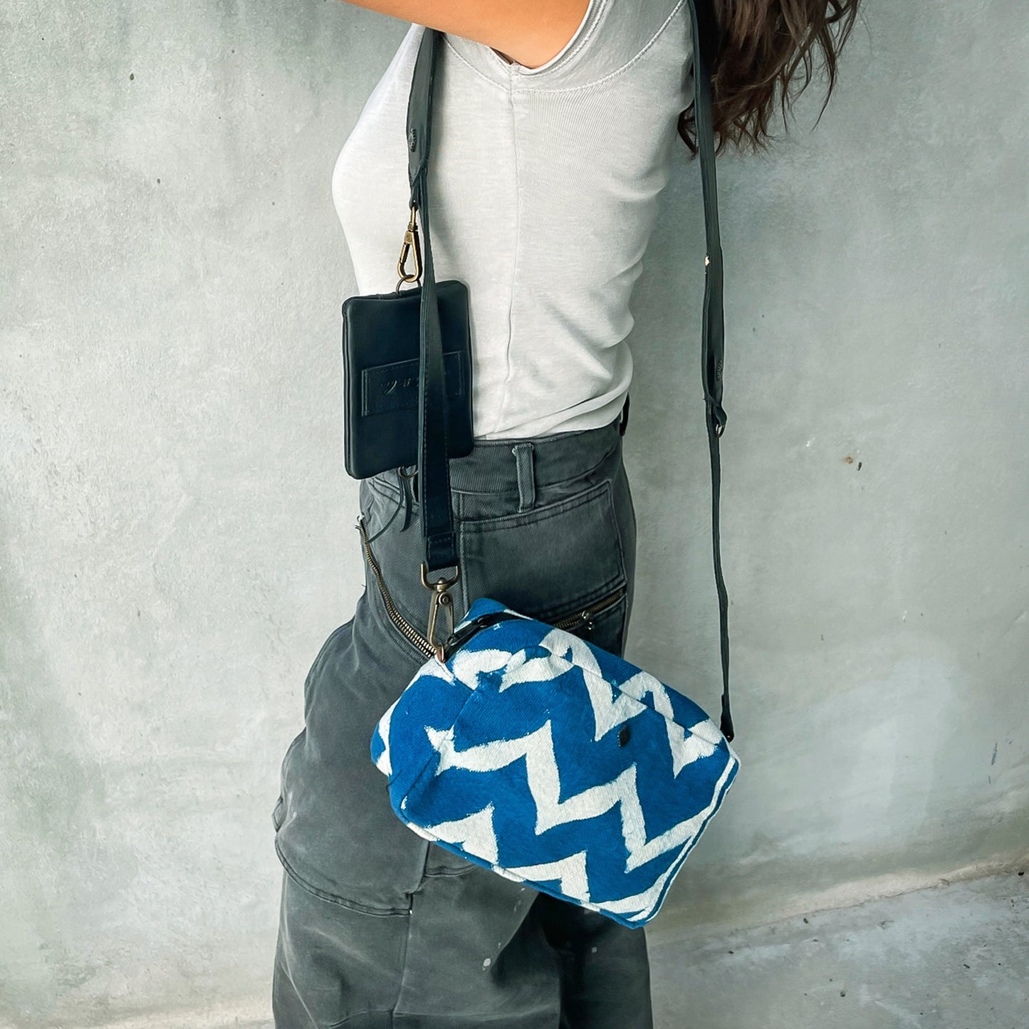 THE PERFECT WET BAG - SMALL - CHEVRON INDIGO MUD CLOTH