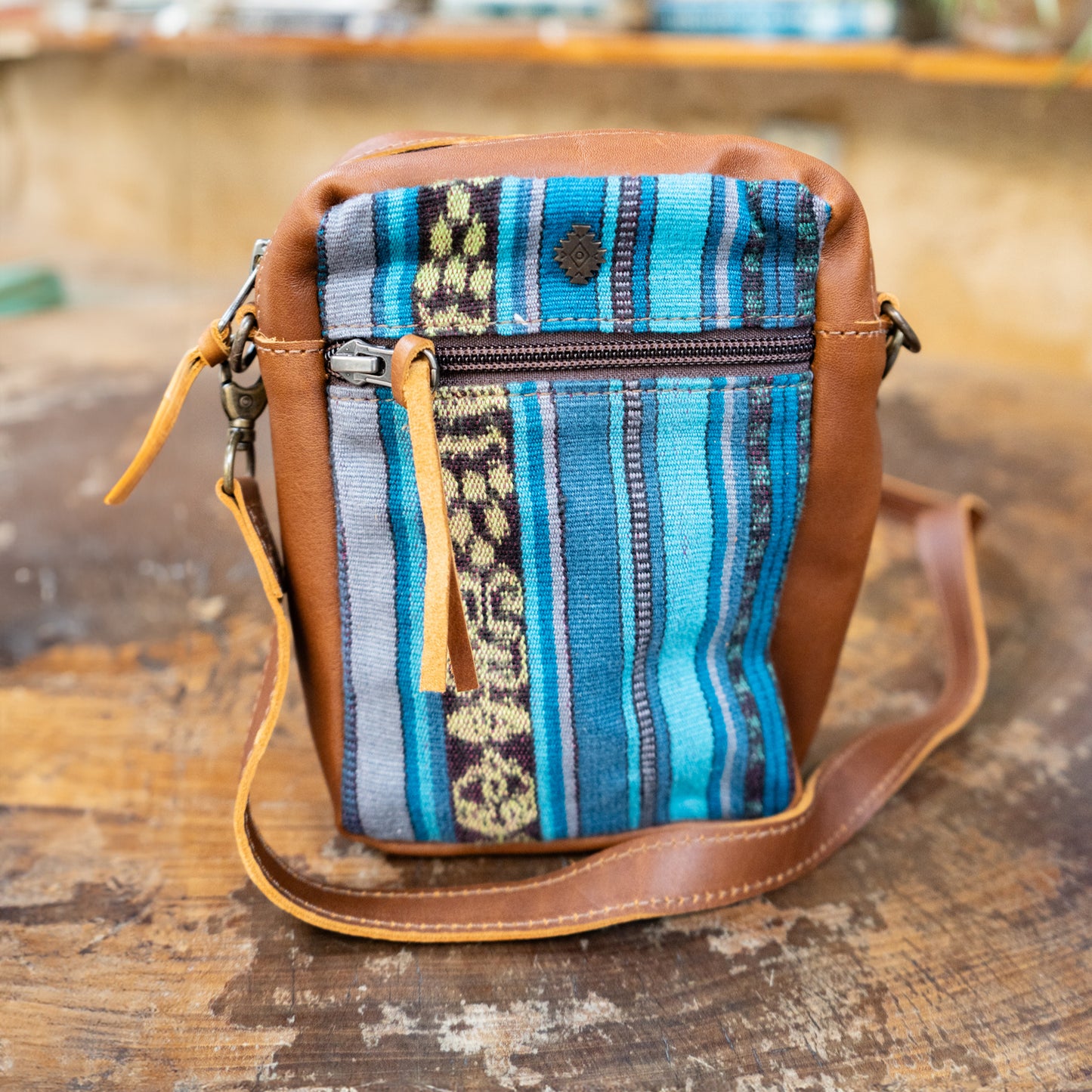 CROSSBODY TRAVEL BAG - CORTE - CAFE - NO. 13860