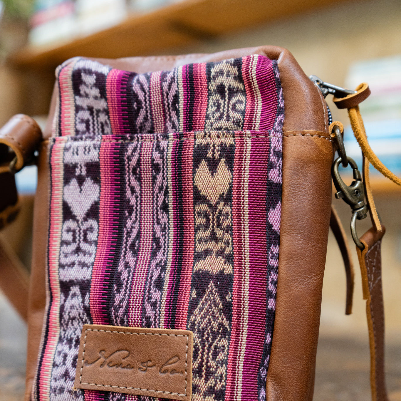 CROSSBODY TRAVEL BAG - CORTE - CAFE - NO. 13859