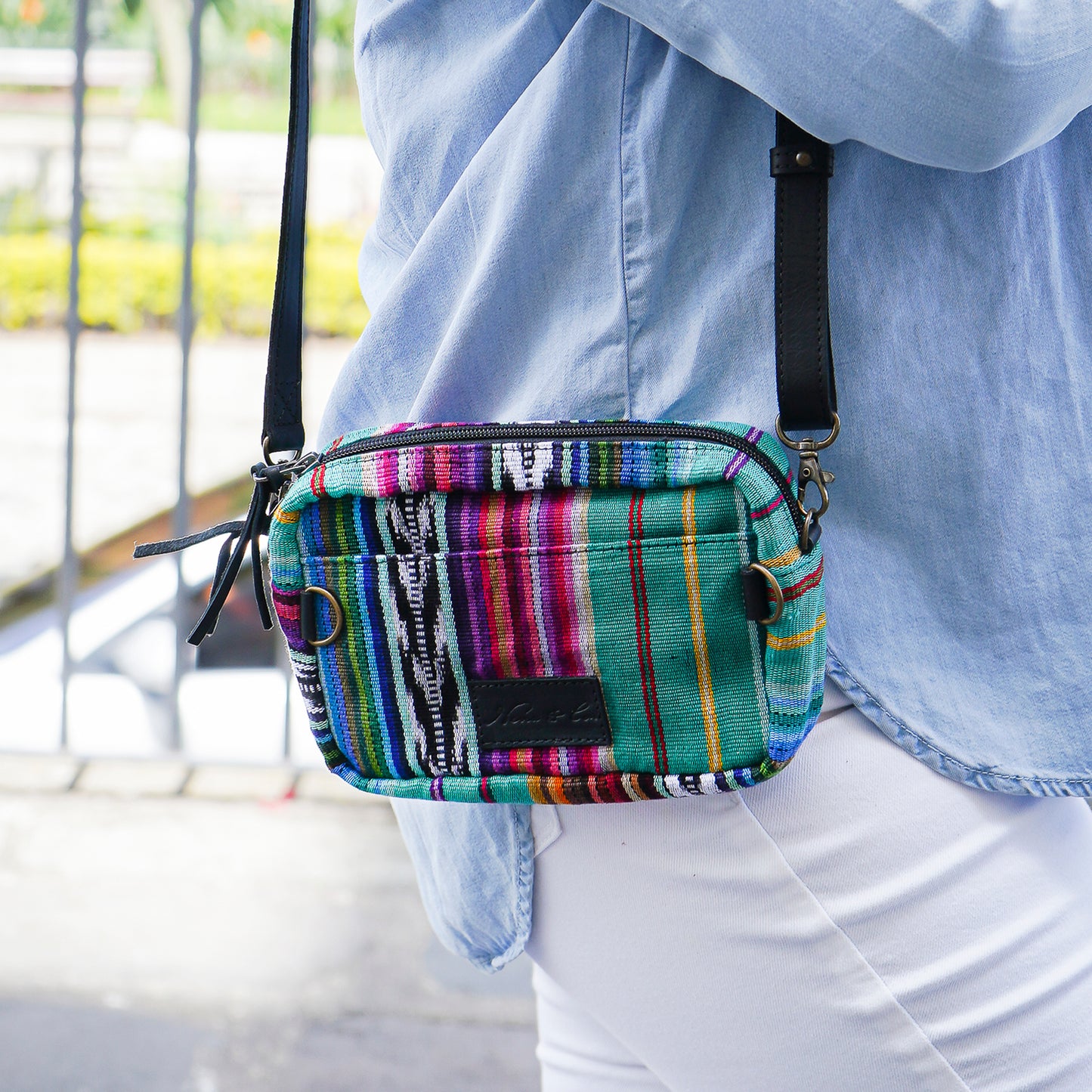 WANDER CROSSBODY BAG - BAJA - BLACK