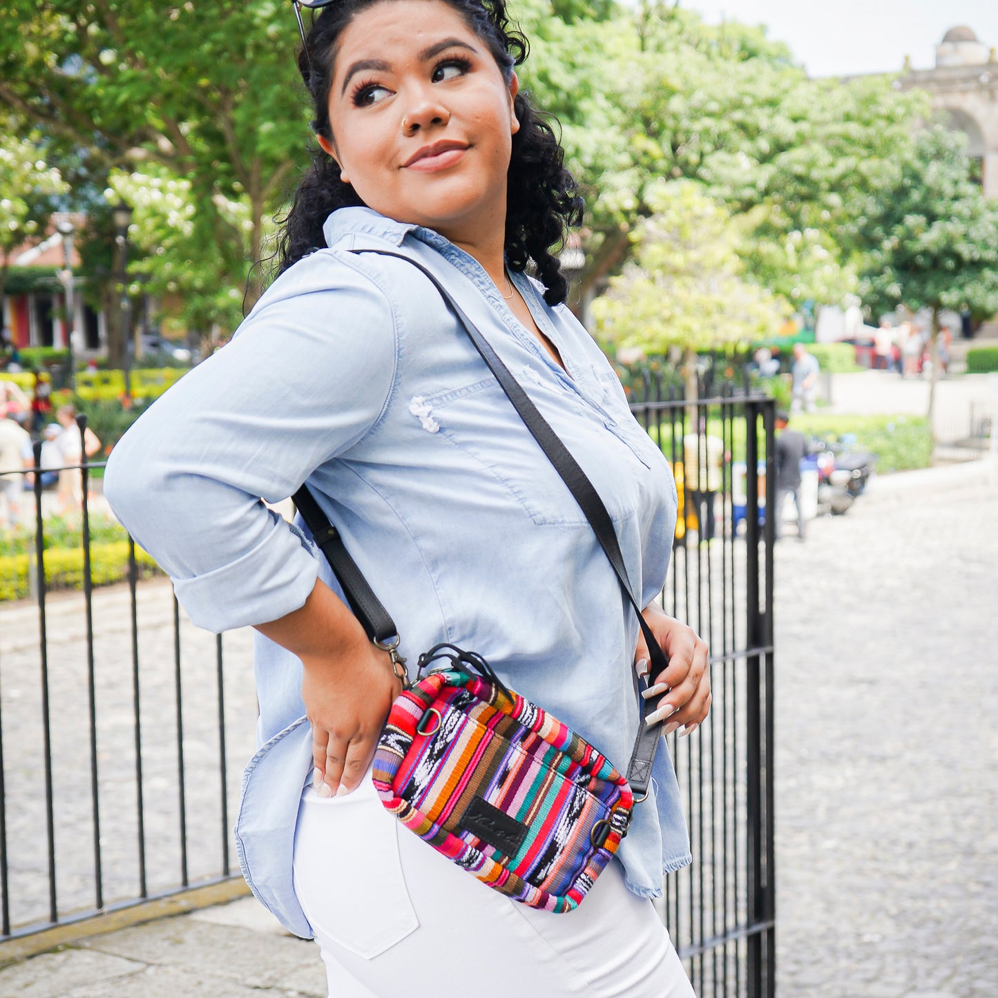 WANDER CROSSBODY BAG - JAVANA - BLACK