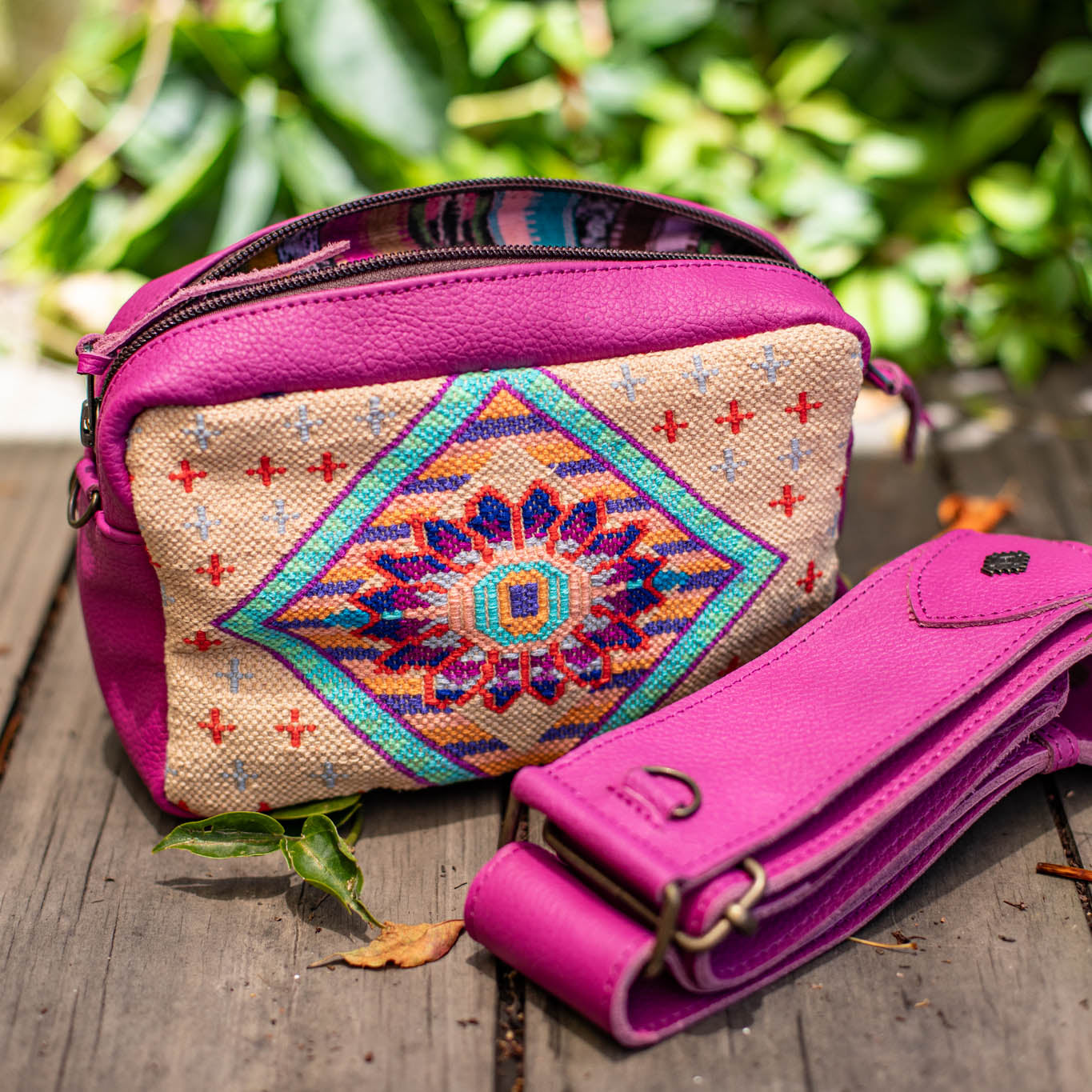 WANDER CROSSBODY SET - H&S PANEL - BABY RHINO - NO. 17359