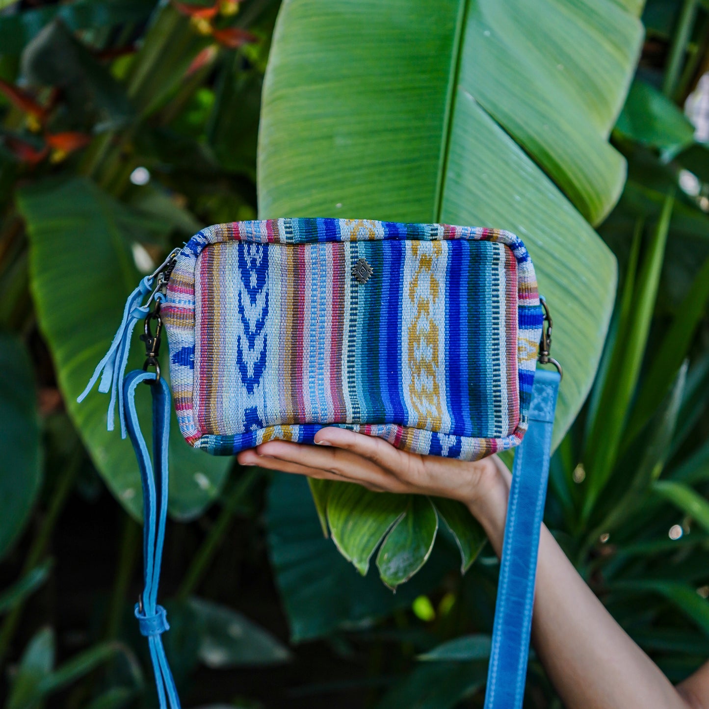 WANDER CROSSBODY BAG - DUNA AZUL - CERULEAN
