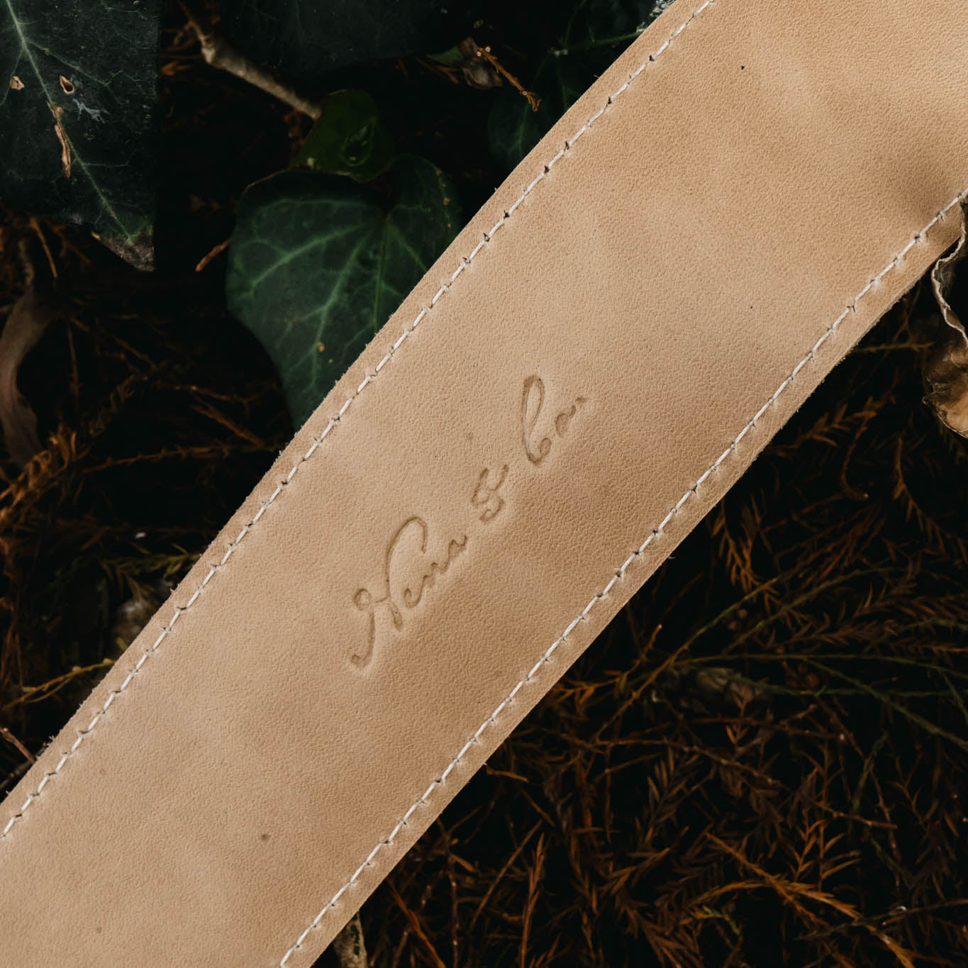 DIAMANTE SHOULDER STRAP - LATTE