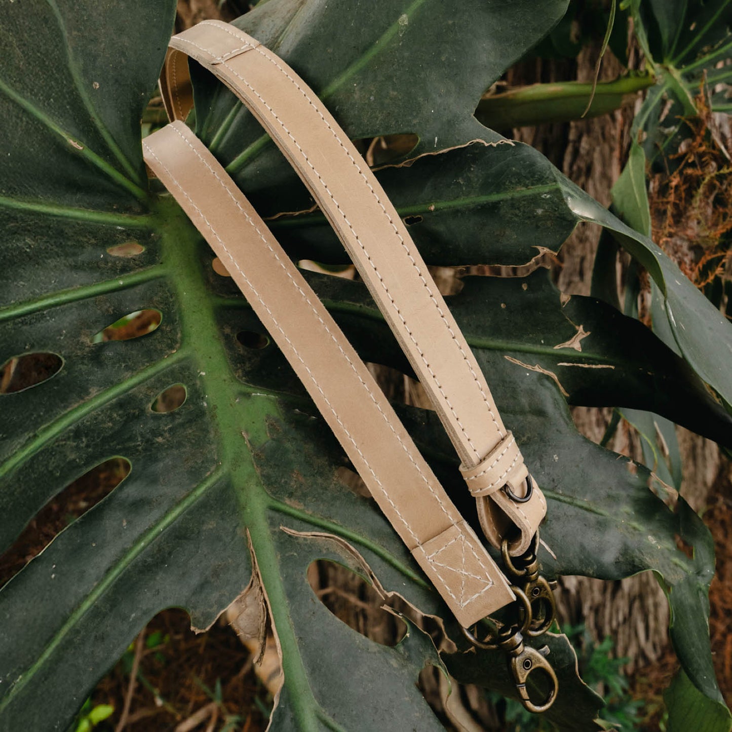 VIVI ADJUSTABLE BAG STRAP - LATTE